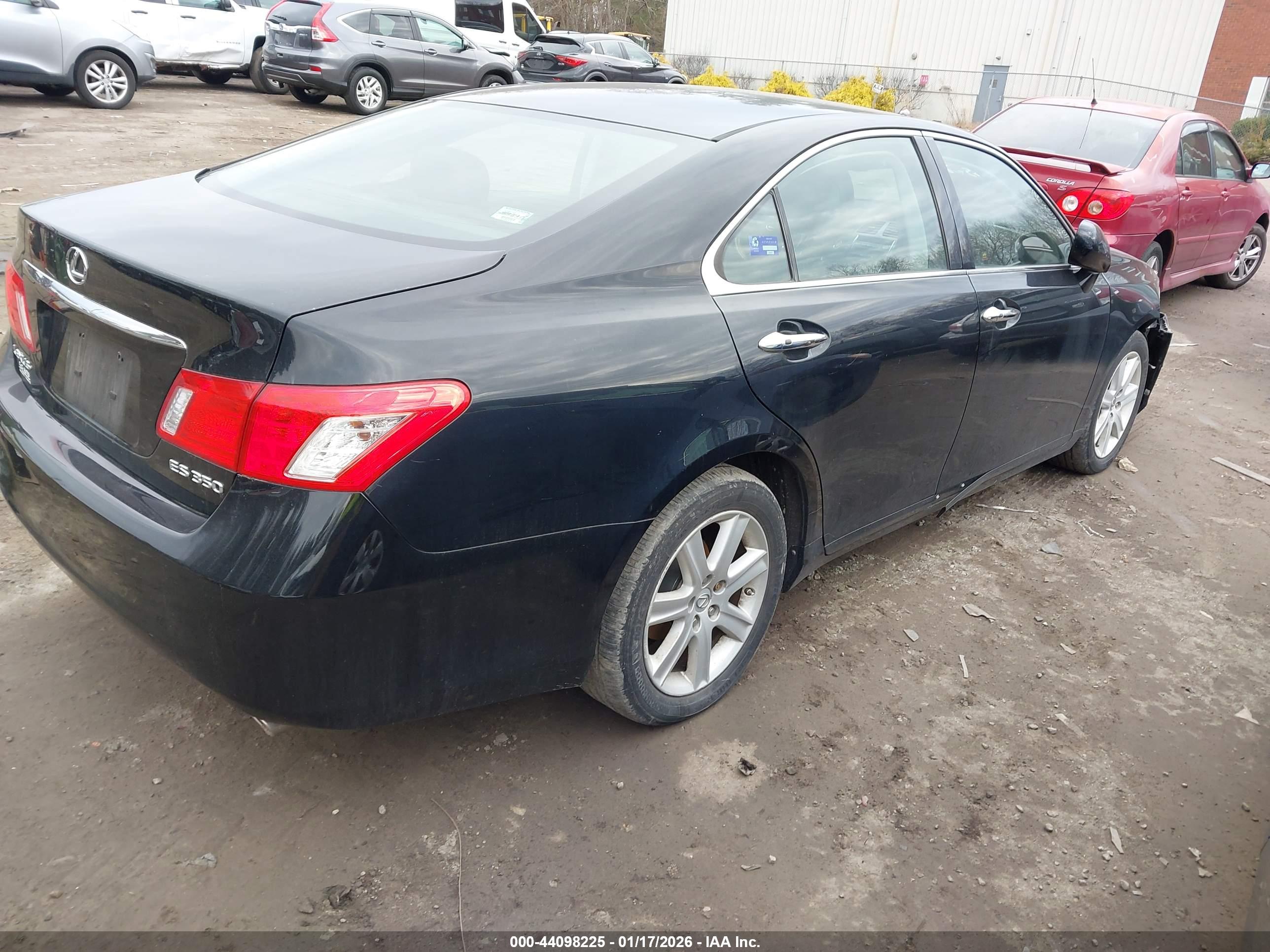 LEXUS ES image 4