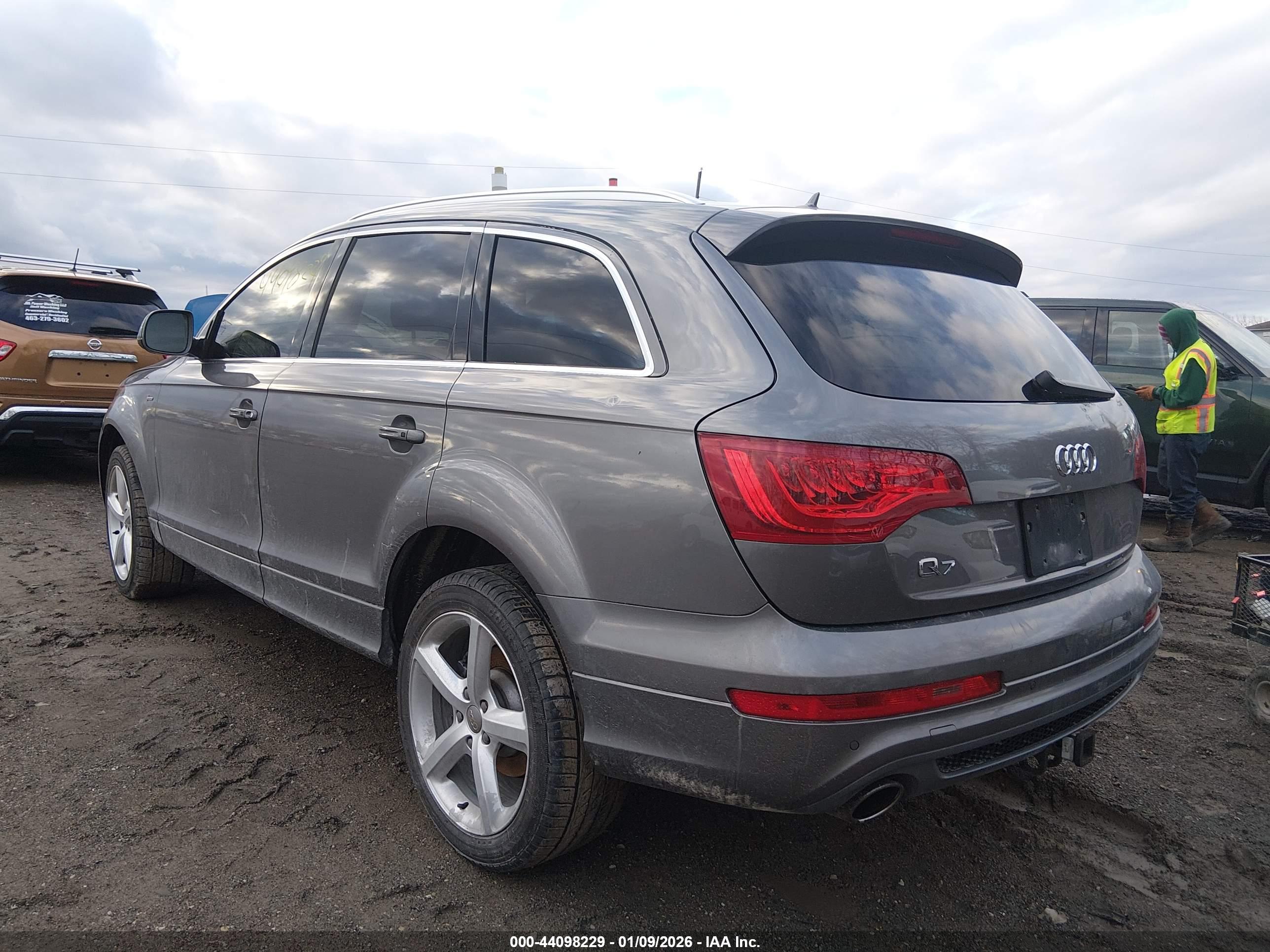 AUDI Q7 image 3