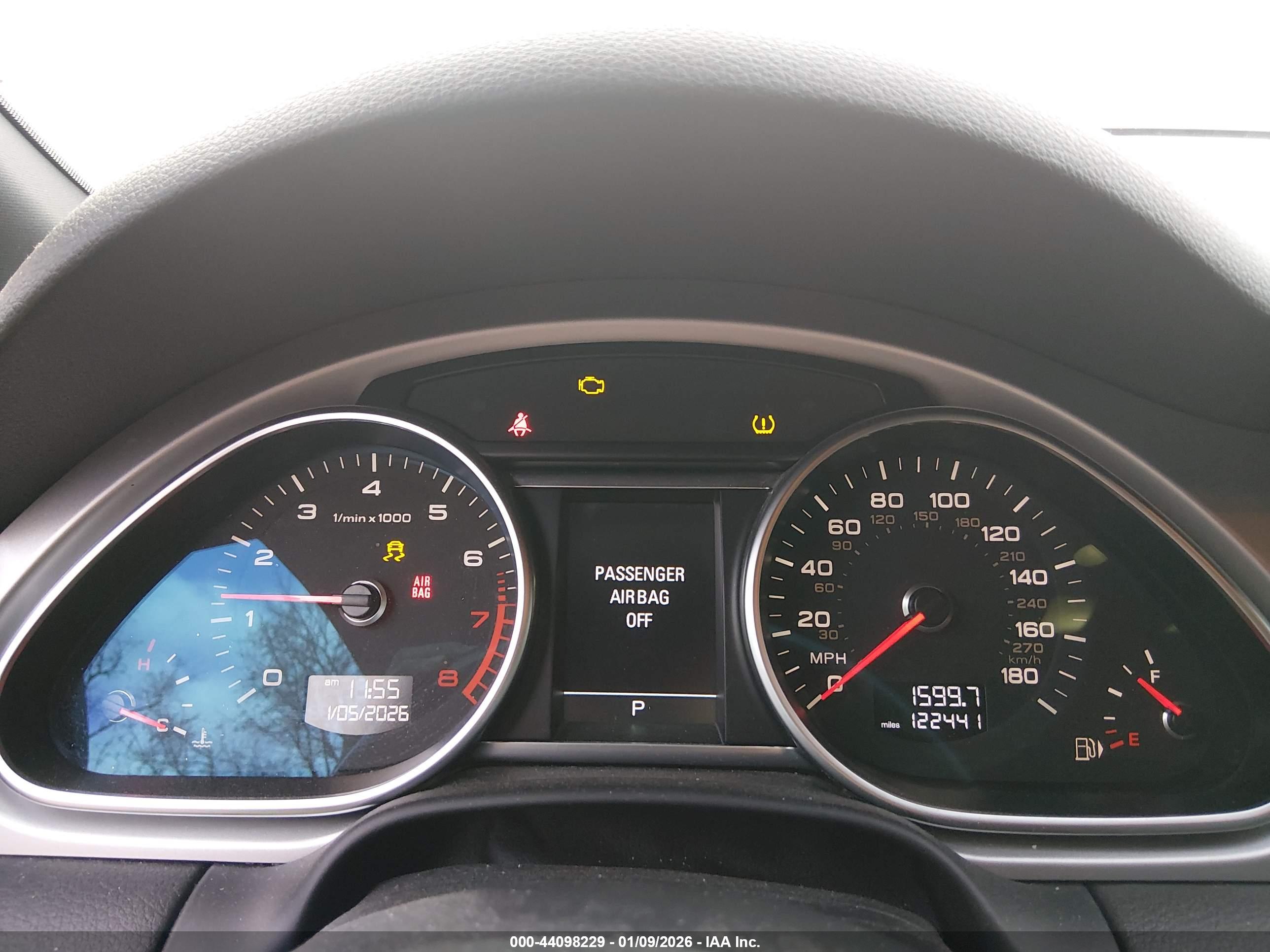 AUDI Q7 image 7
