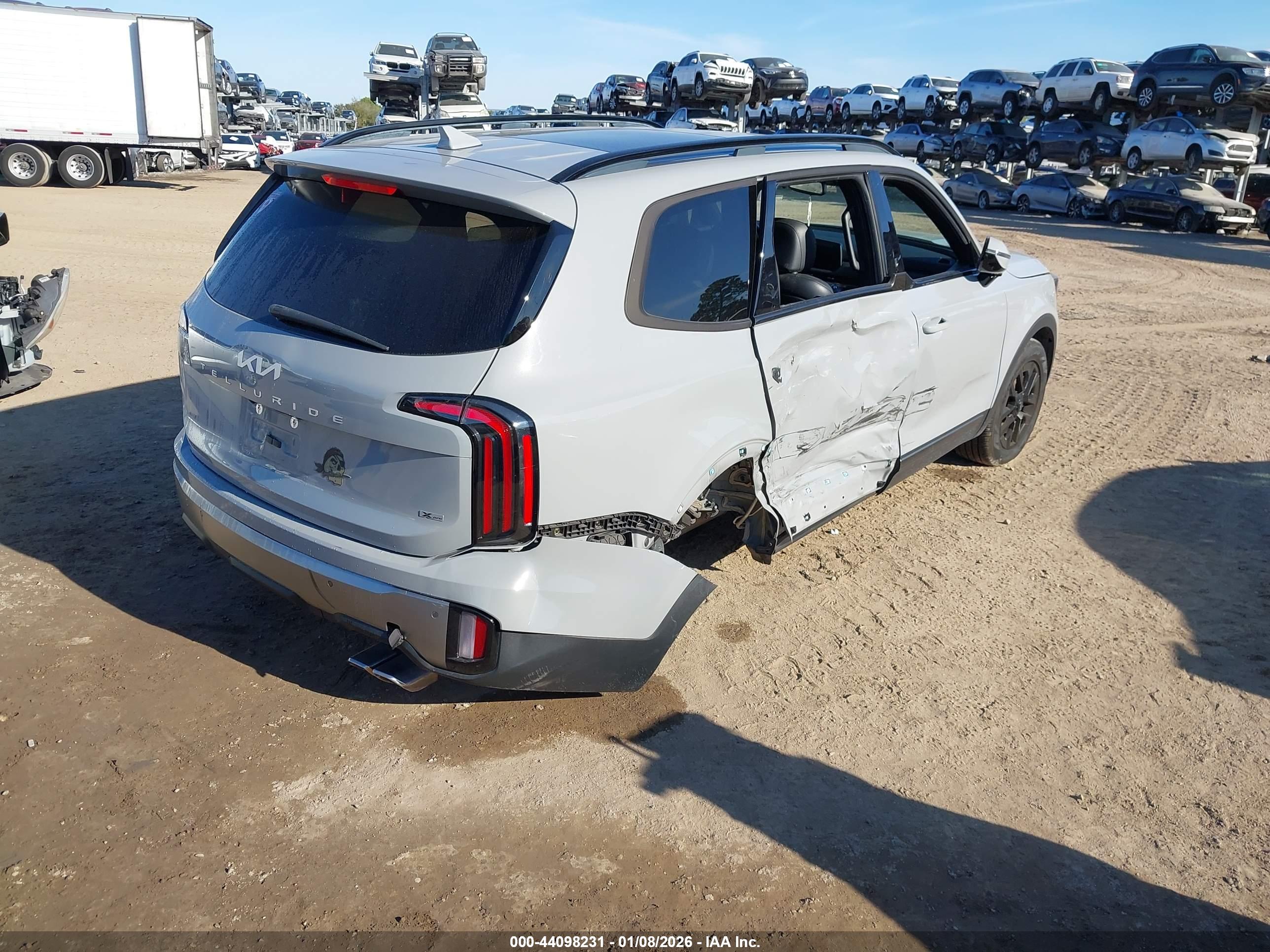 KIA TELLURIDE image 4