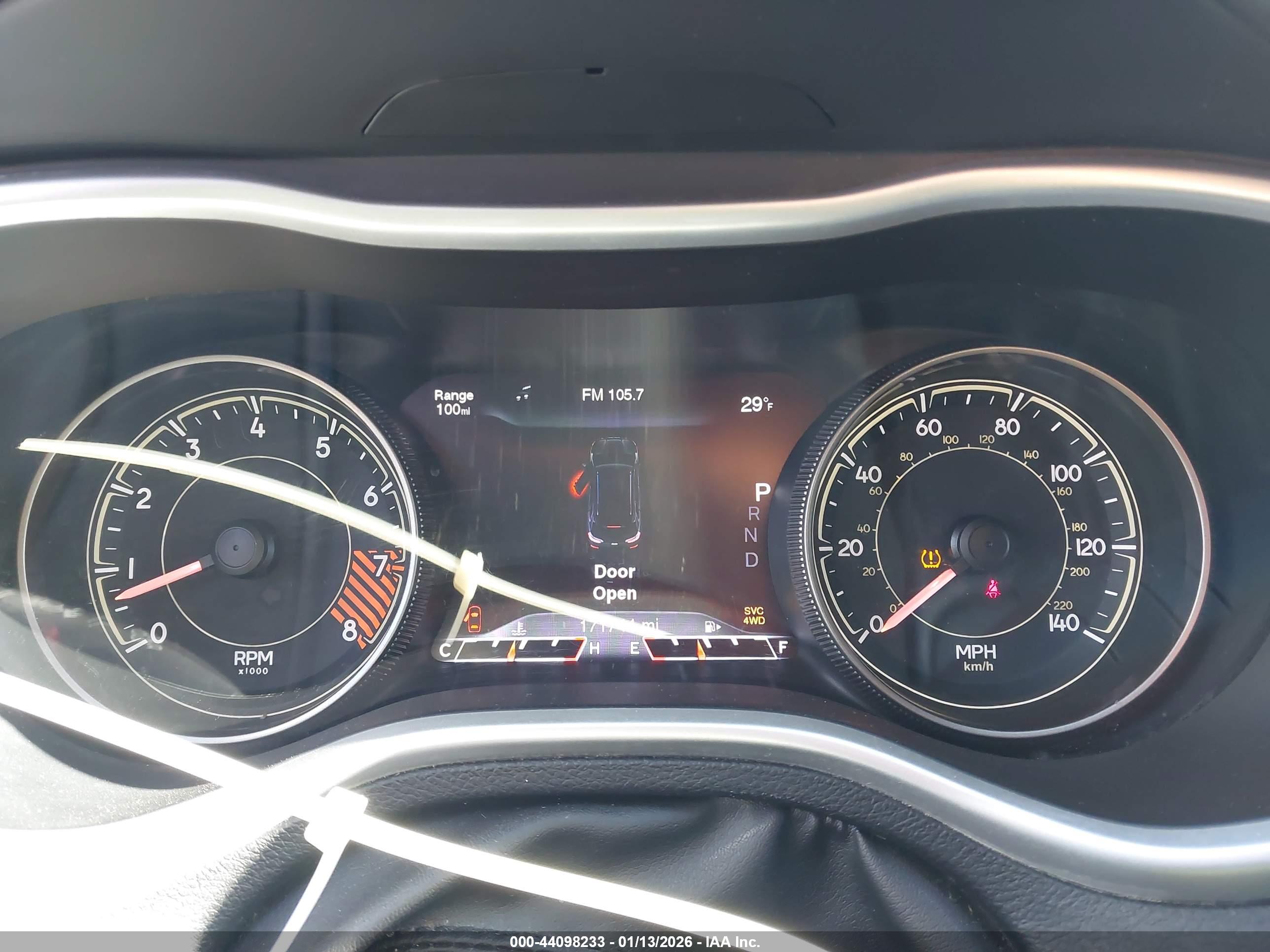 JEEP CHEROKEE image 7