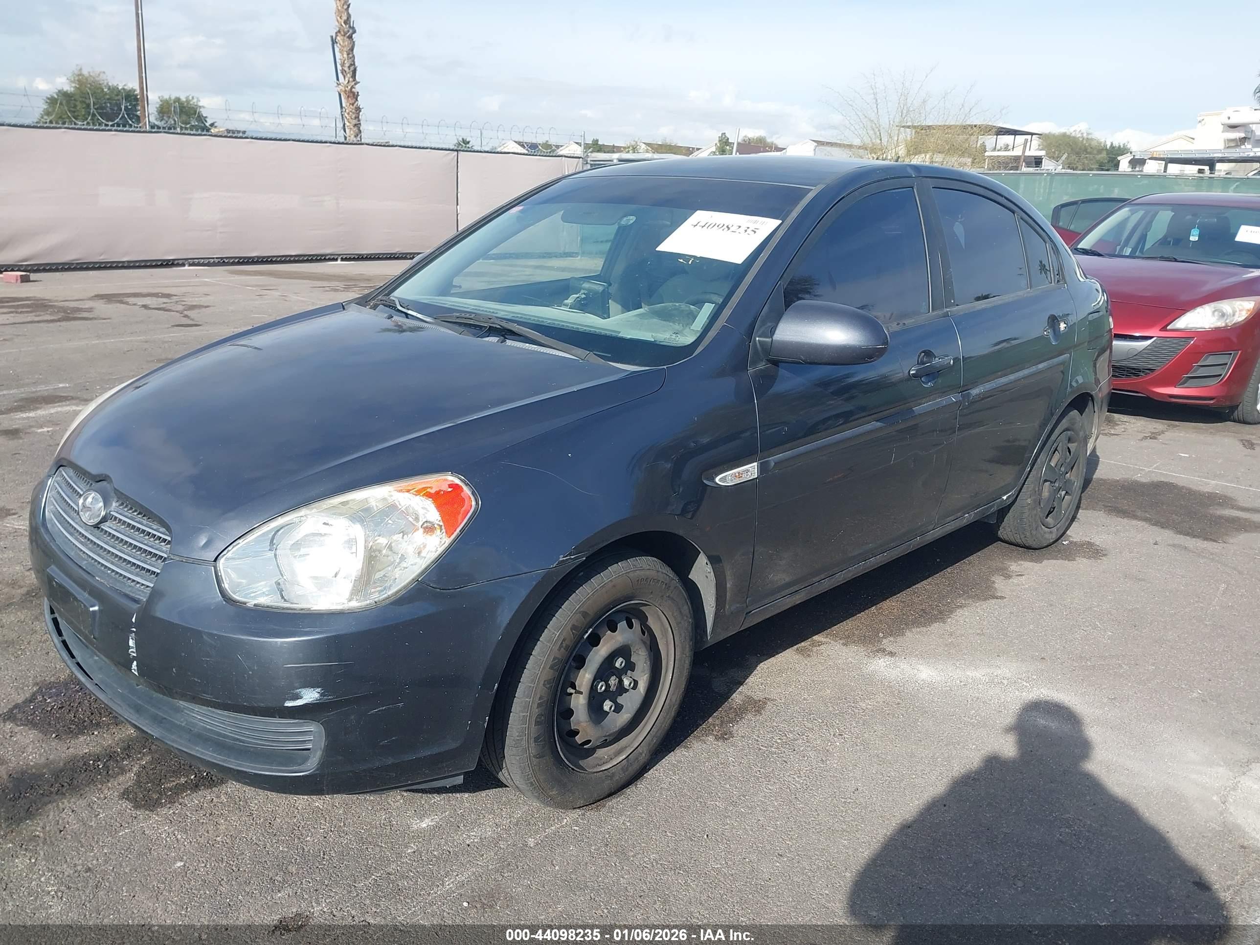 HYUNDAI ACCENT image 6