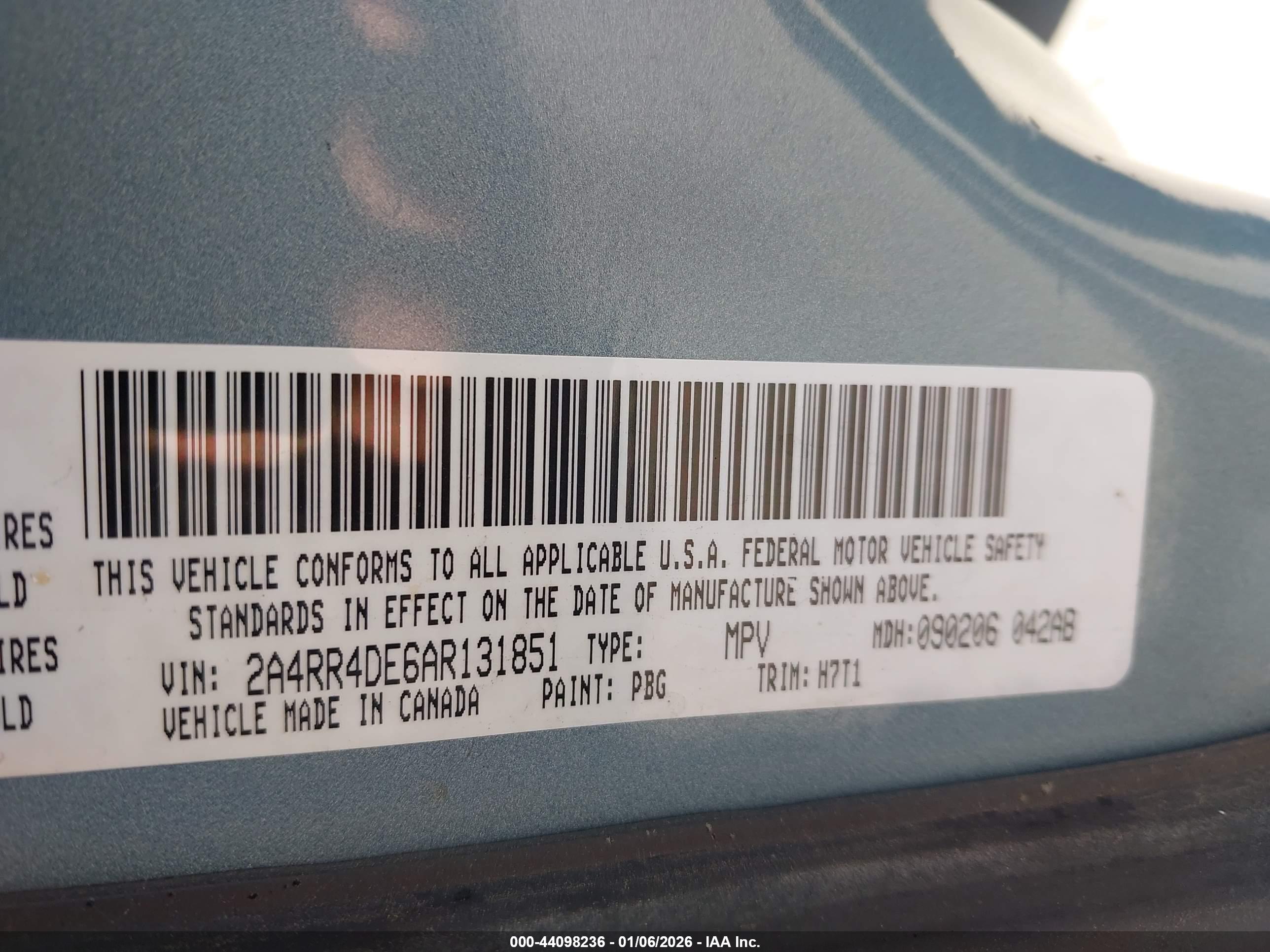 CHRYSLER TOWN image 9