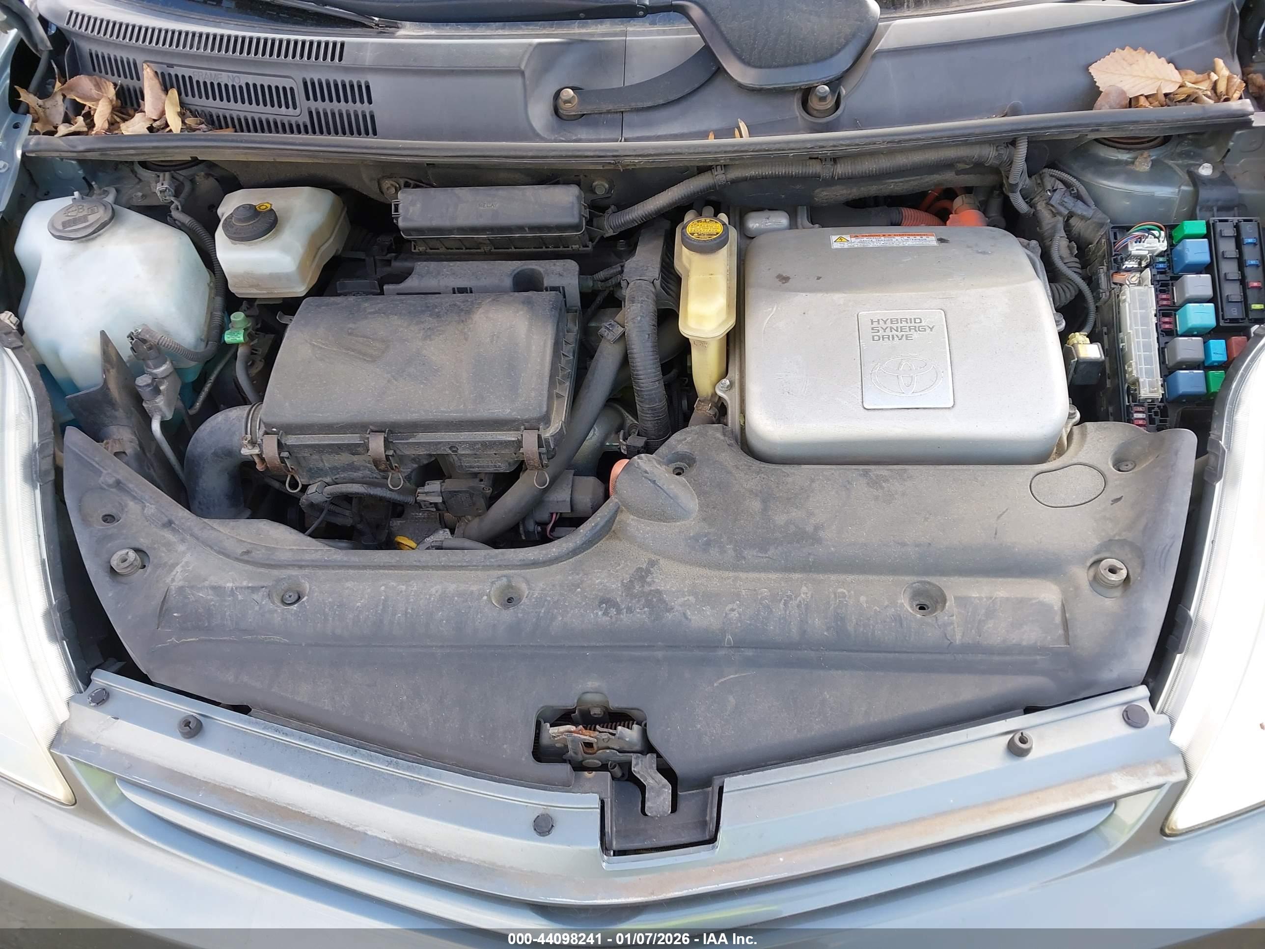 TOYOTA PRIUS image 10