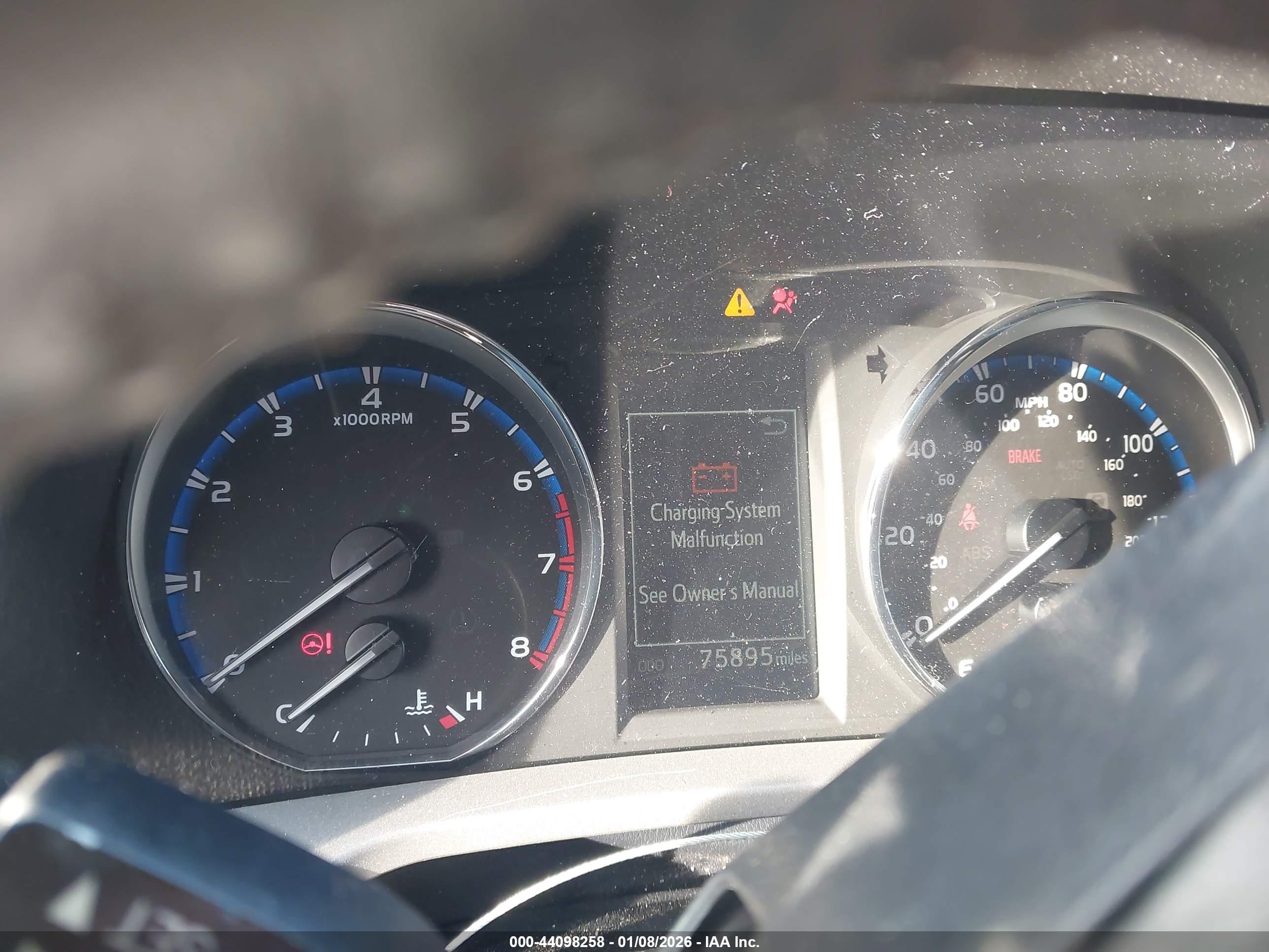 TOYOTA RAV4 image 7