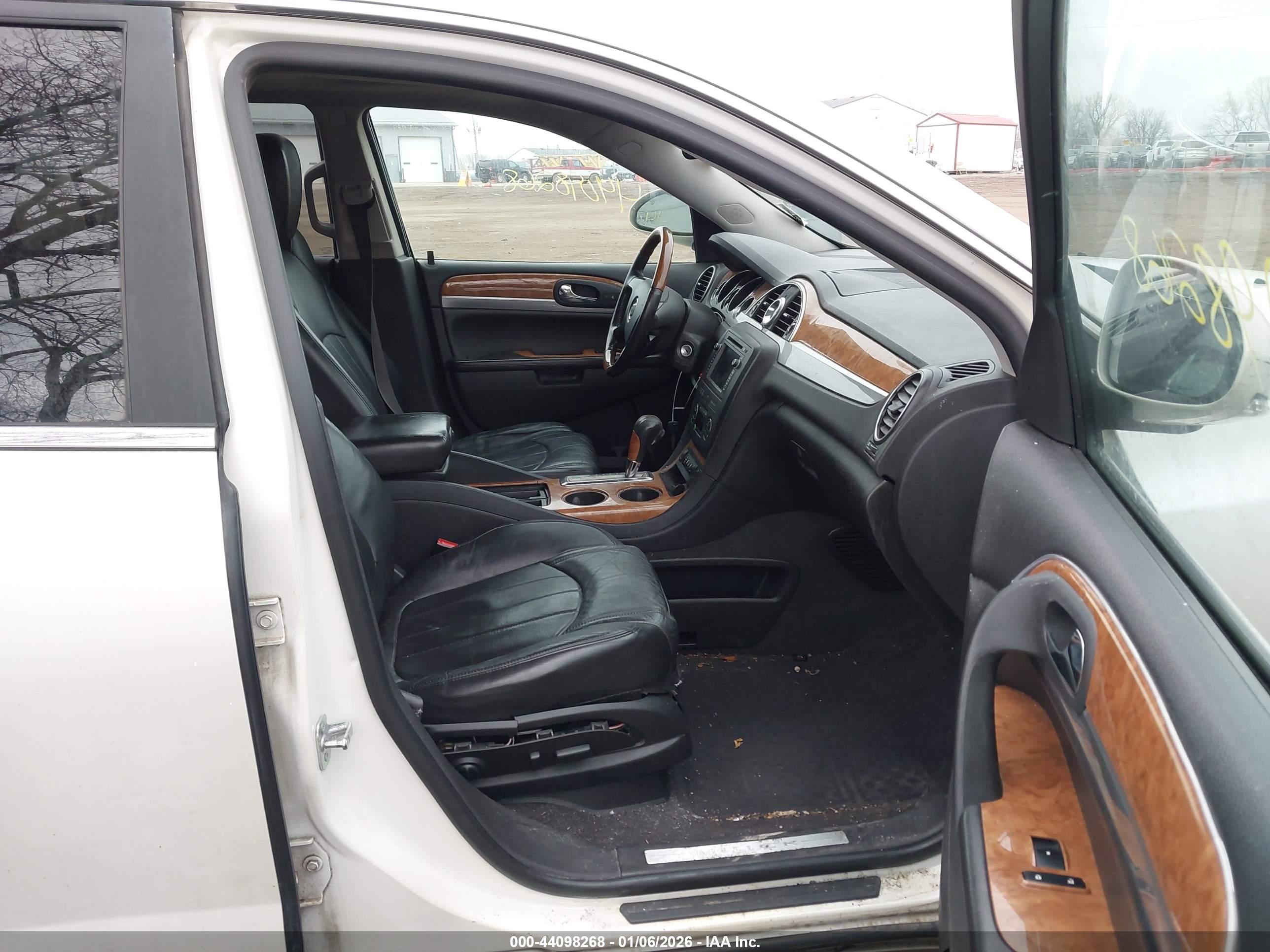 BUICK ENCLAVE image 5