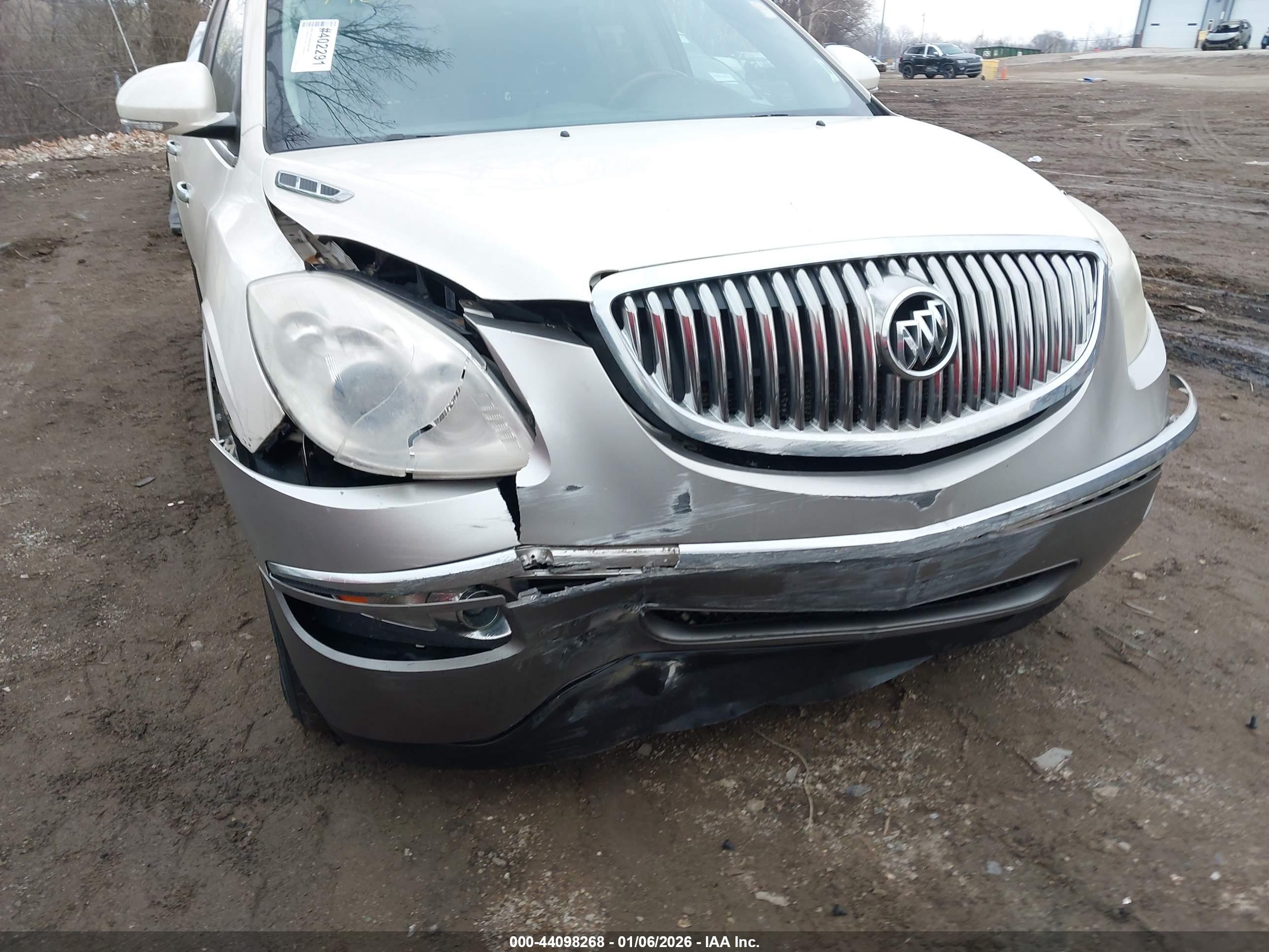 BUICK ENCLAVE image 6