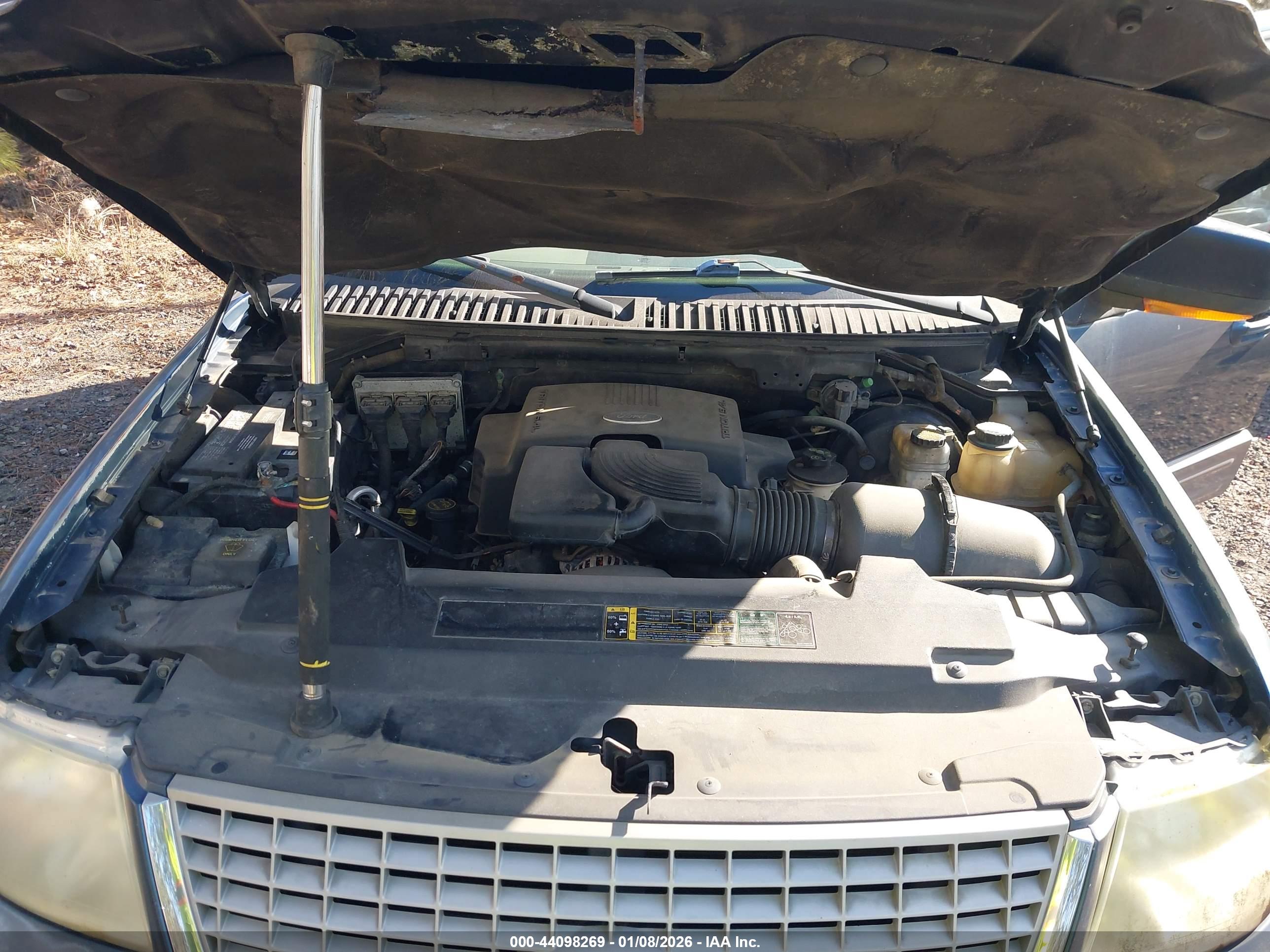 FORD EXPEDITION image 10