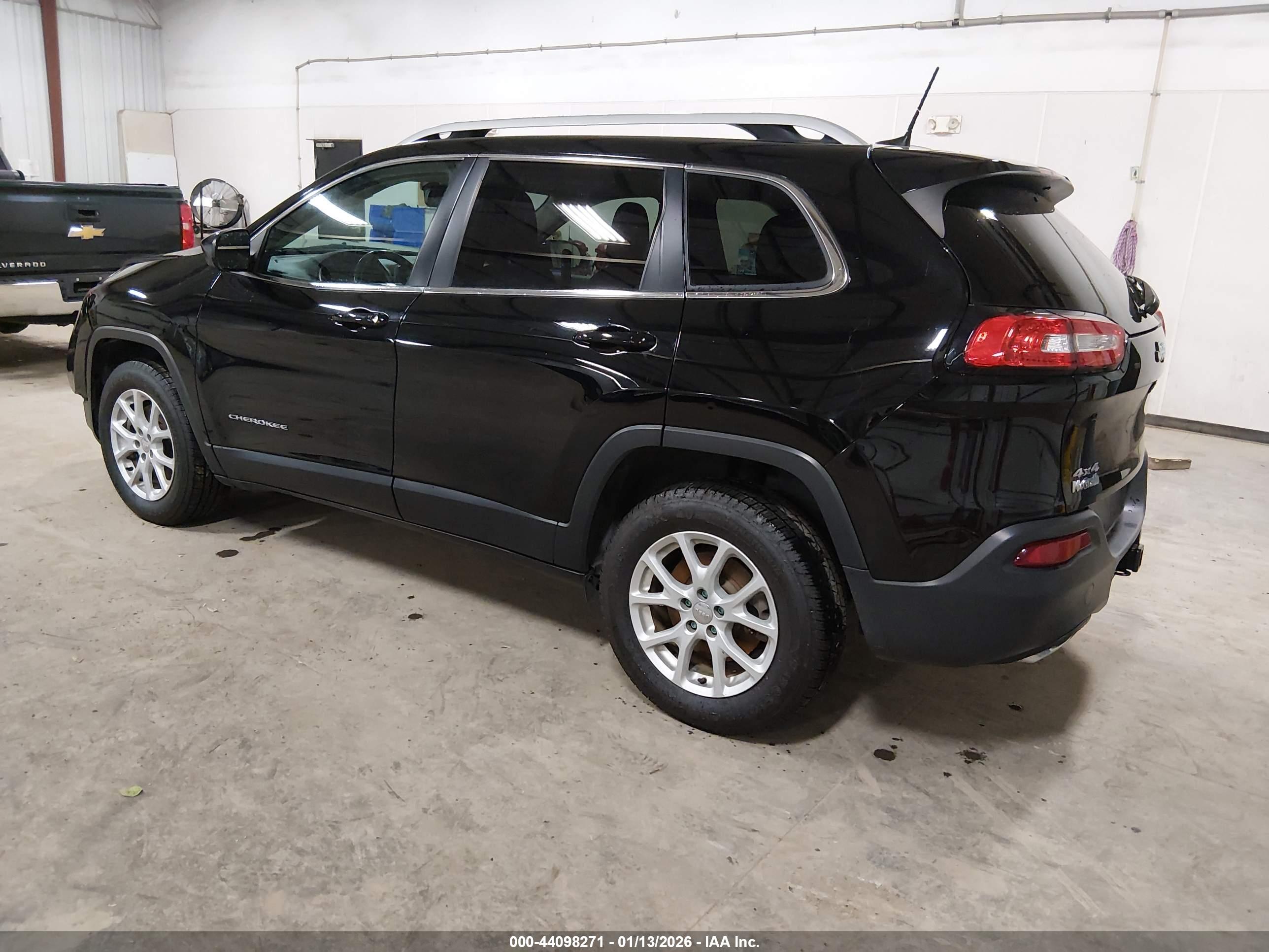 JEEP CHEROKEE image 3
