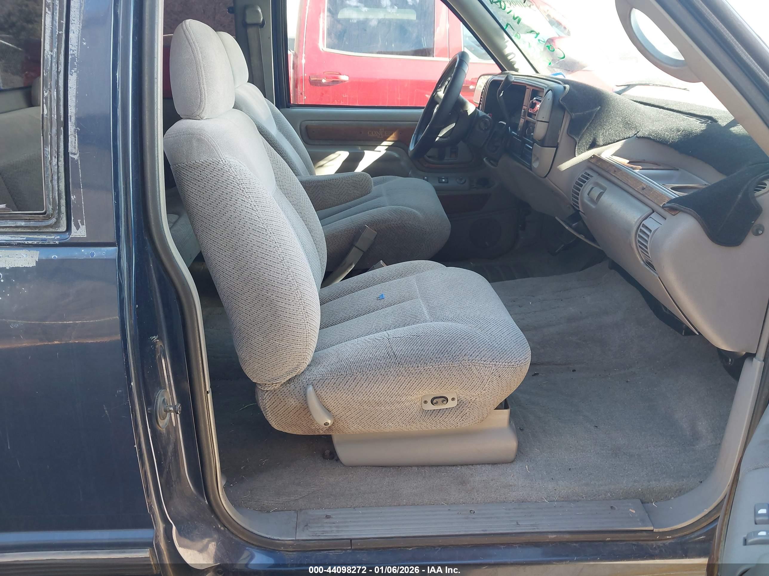 GMC SIERRA image 5