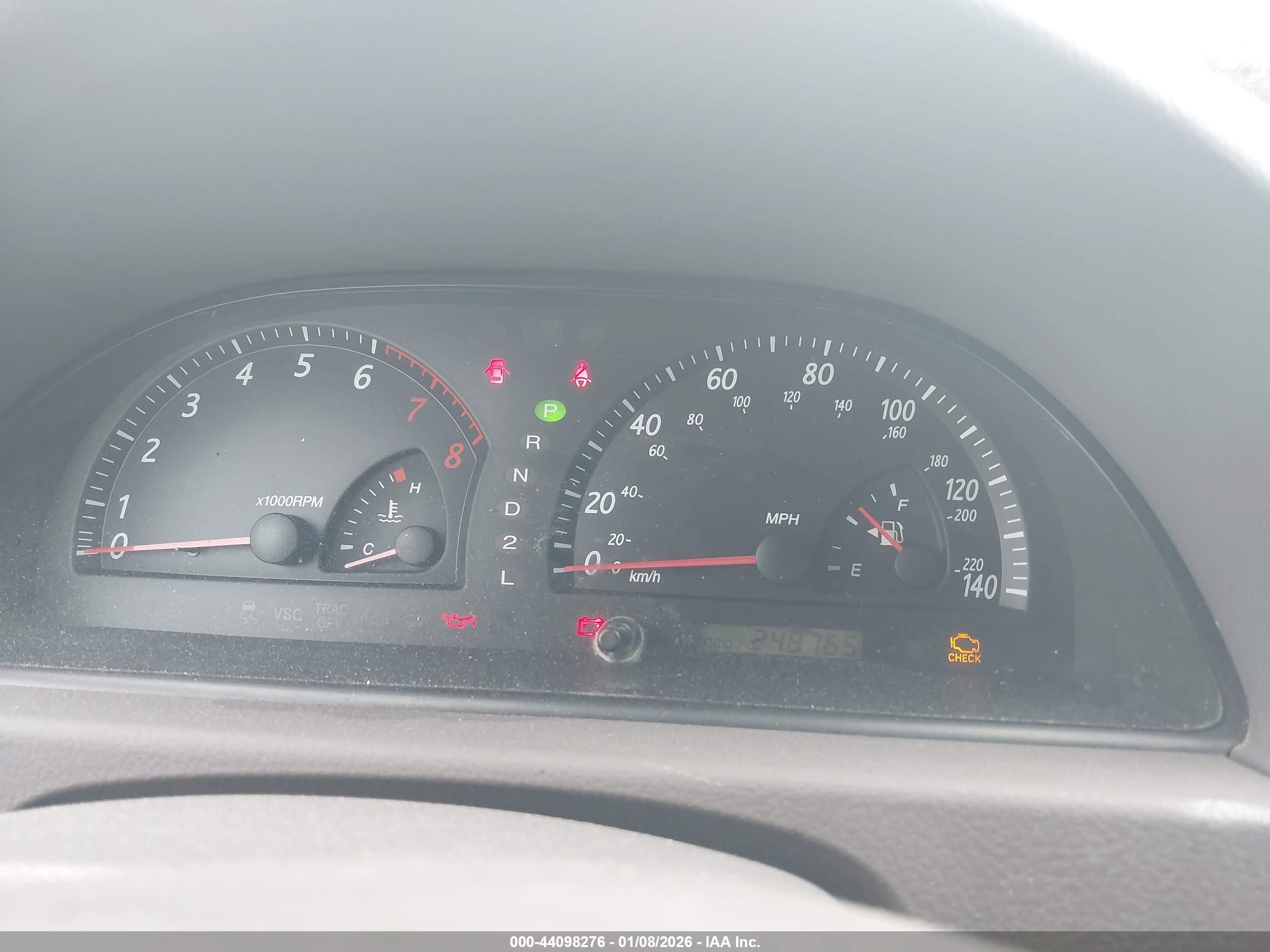 TOYOTA CAMRY image 7