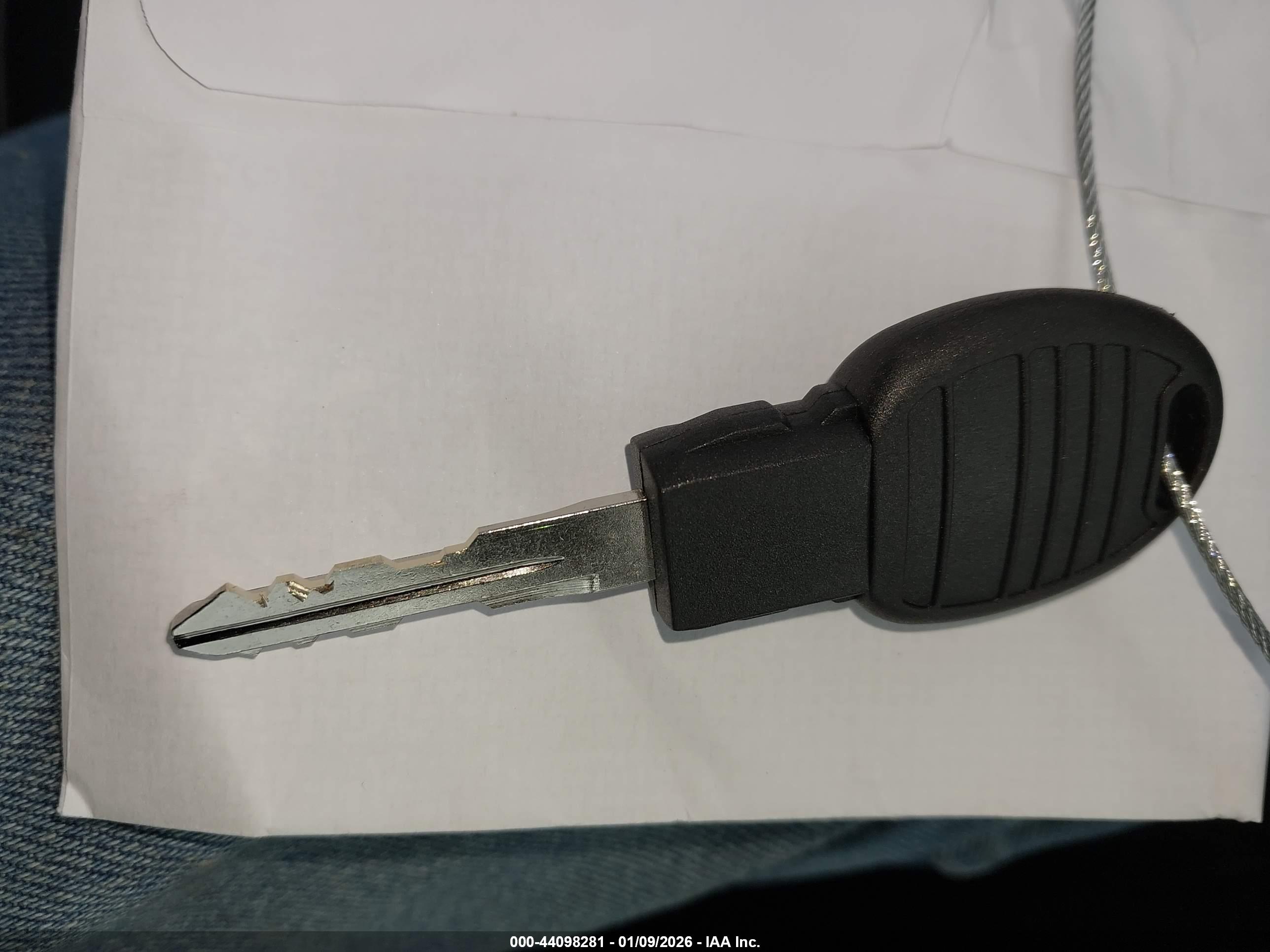JEEP CHEROKEE image 11