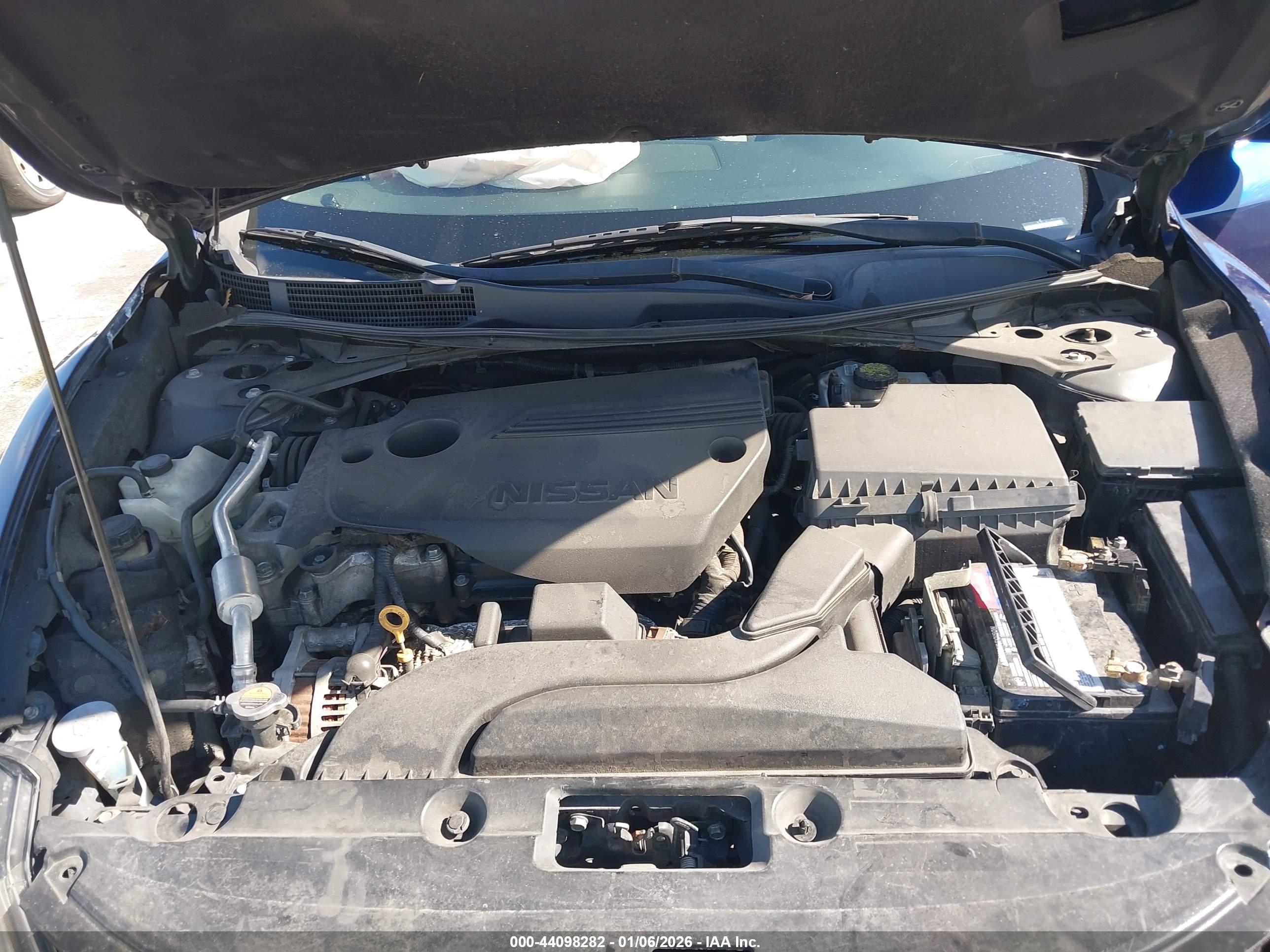 NISSAN ALTIMA image 10
