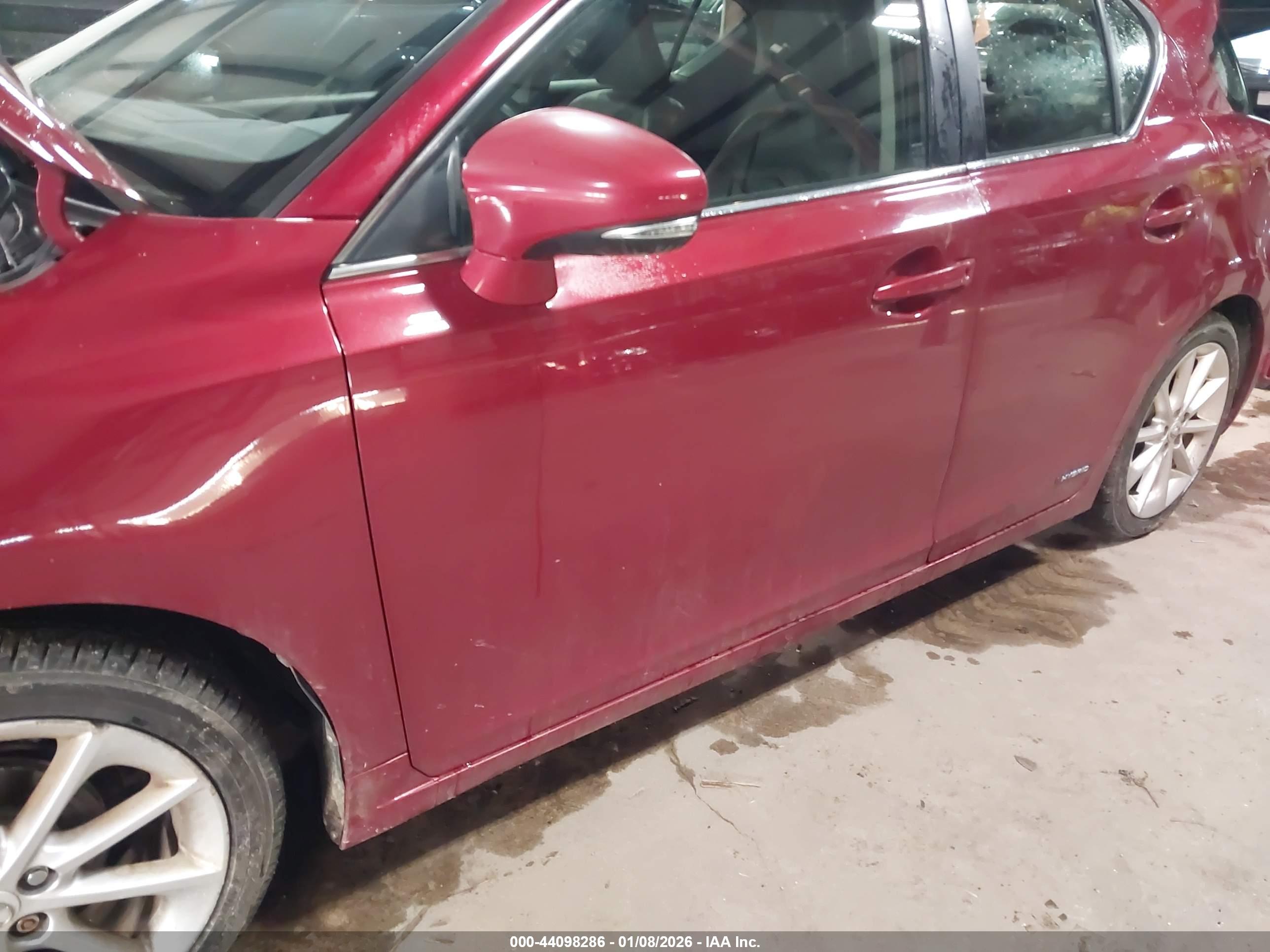 LEXUS CT image 6