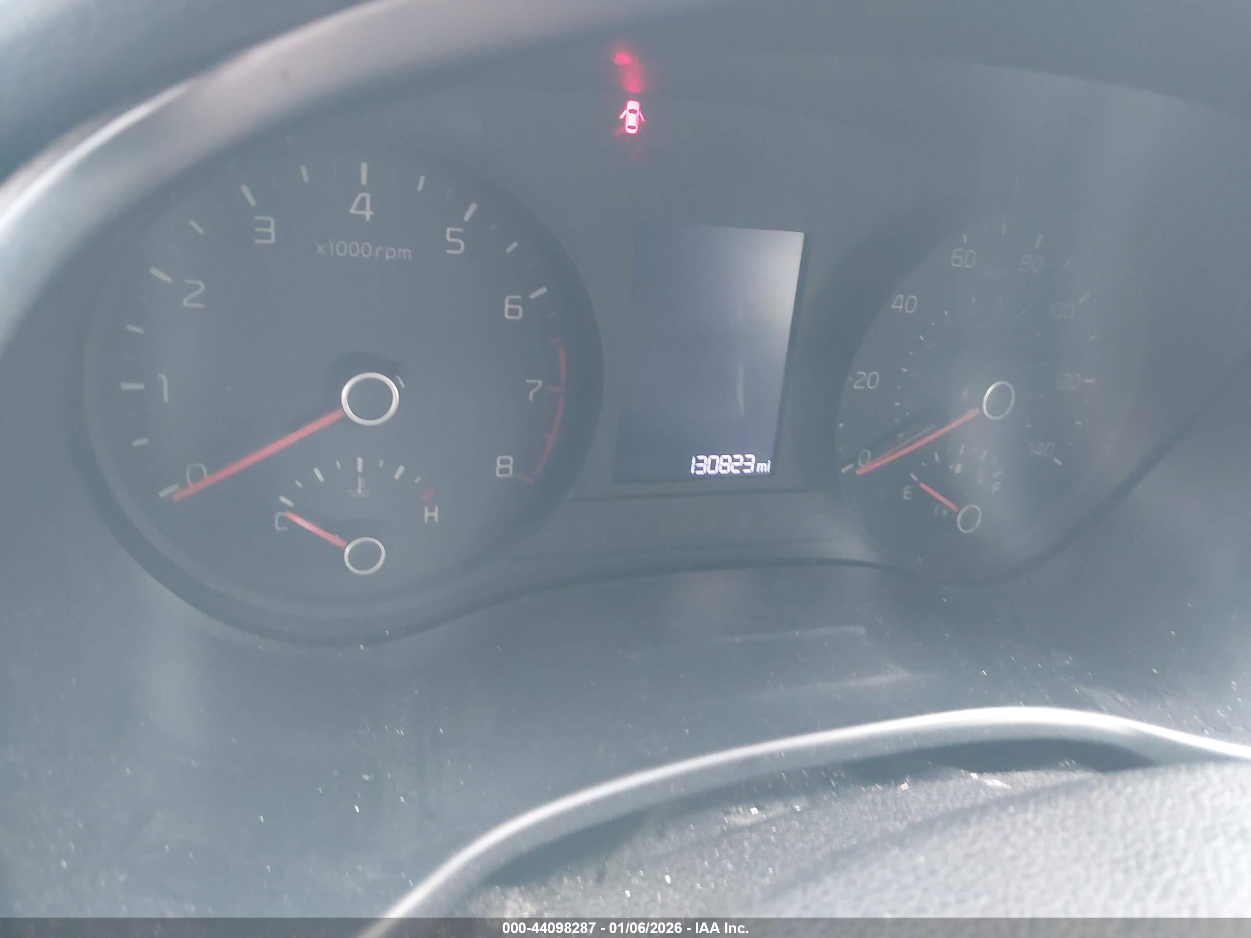 KIA RIO image 7
