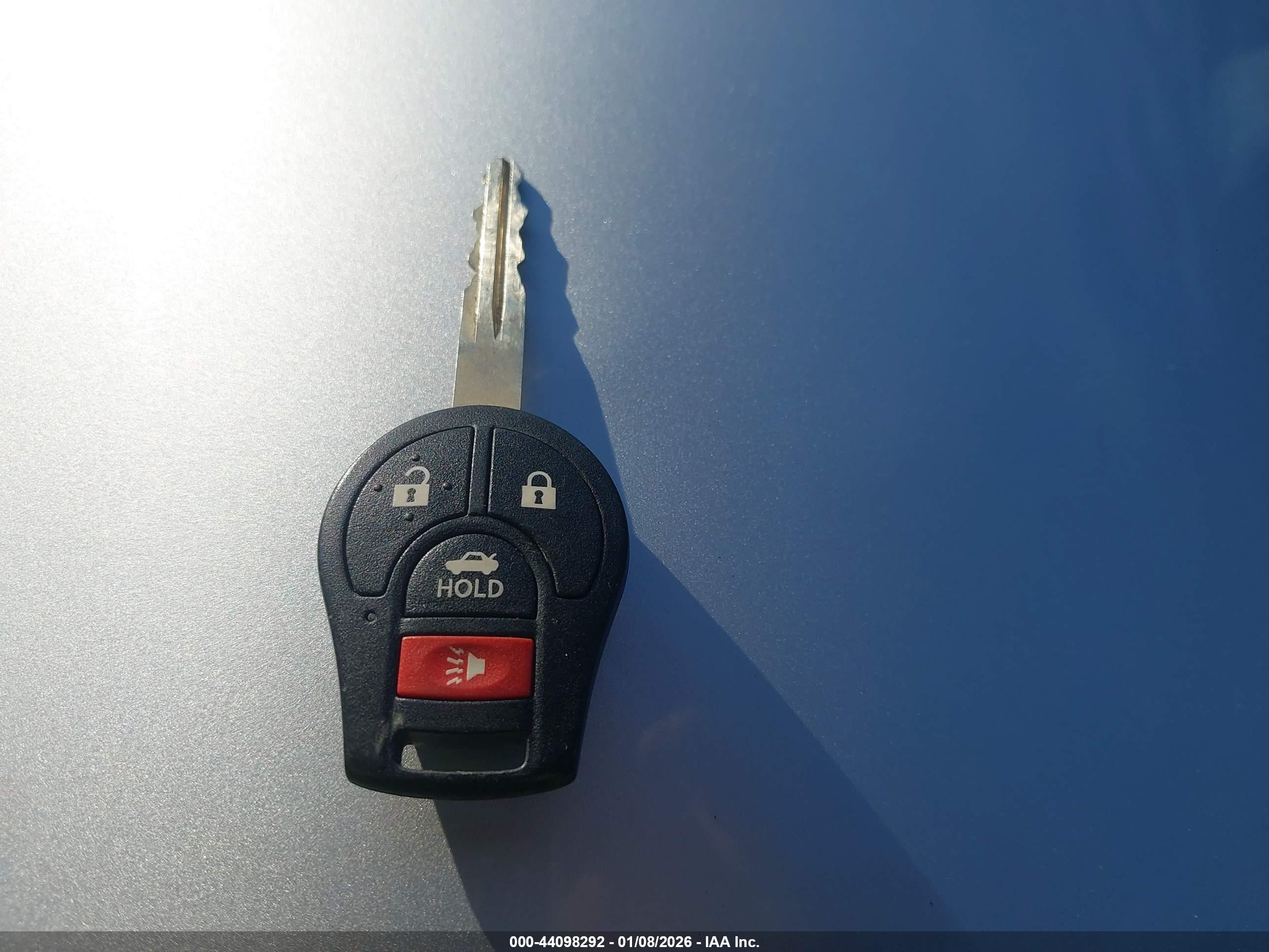 NISSAN VERSA image 11