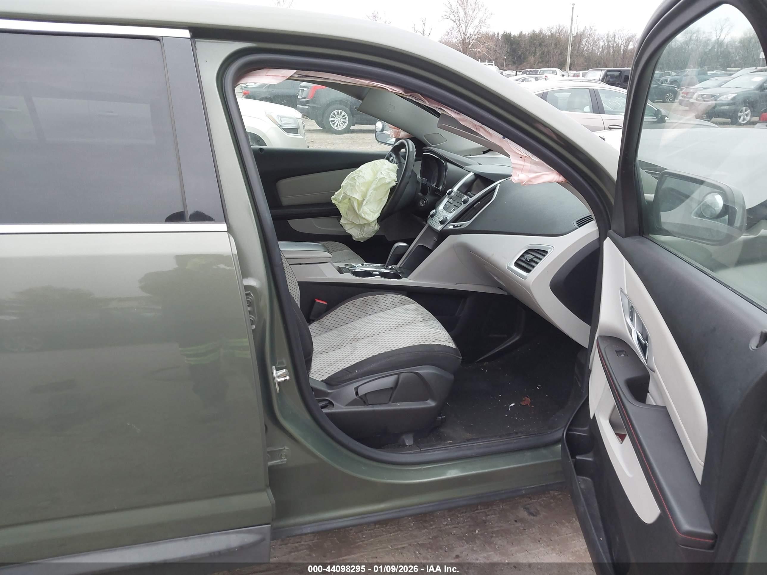 GMC TERRAIN image 5