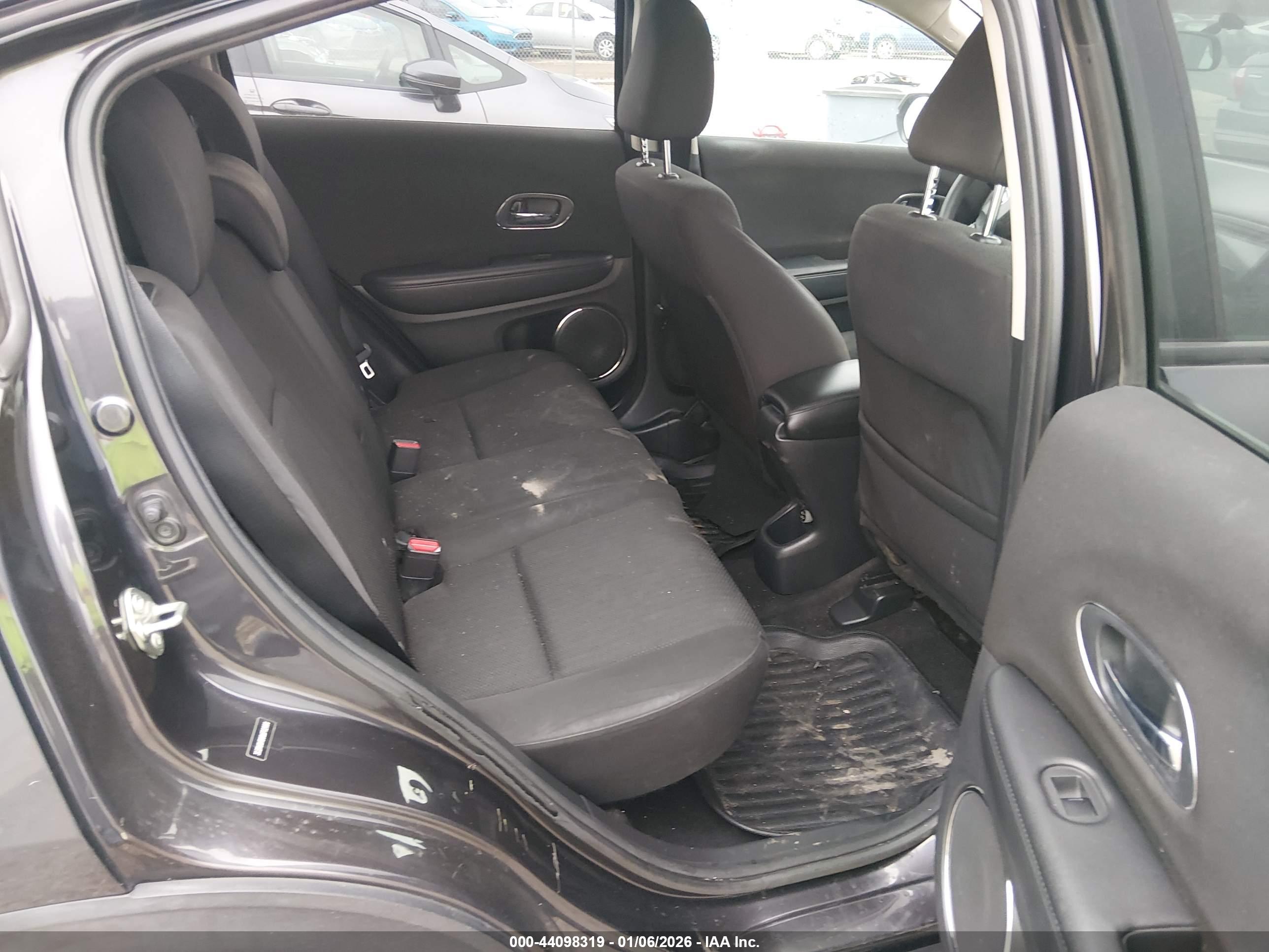 HONDA HR-V image 8