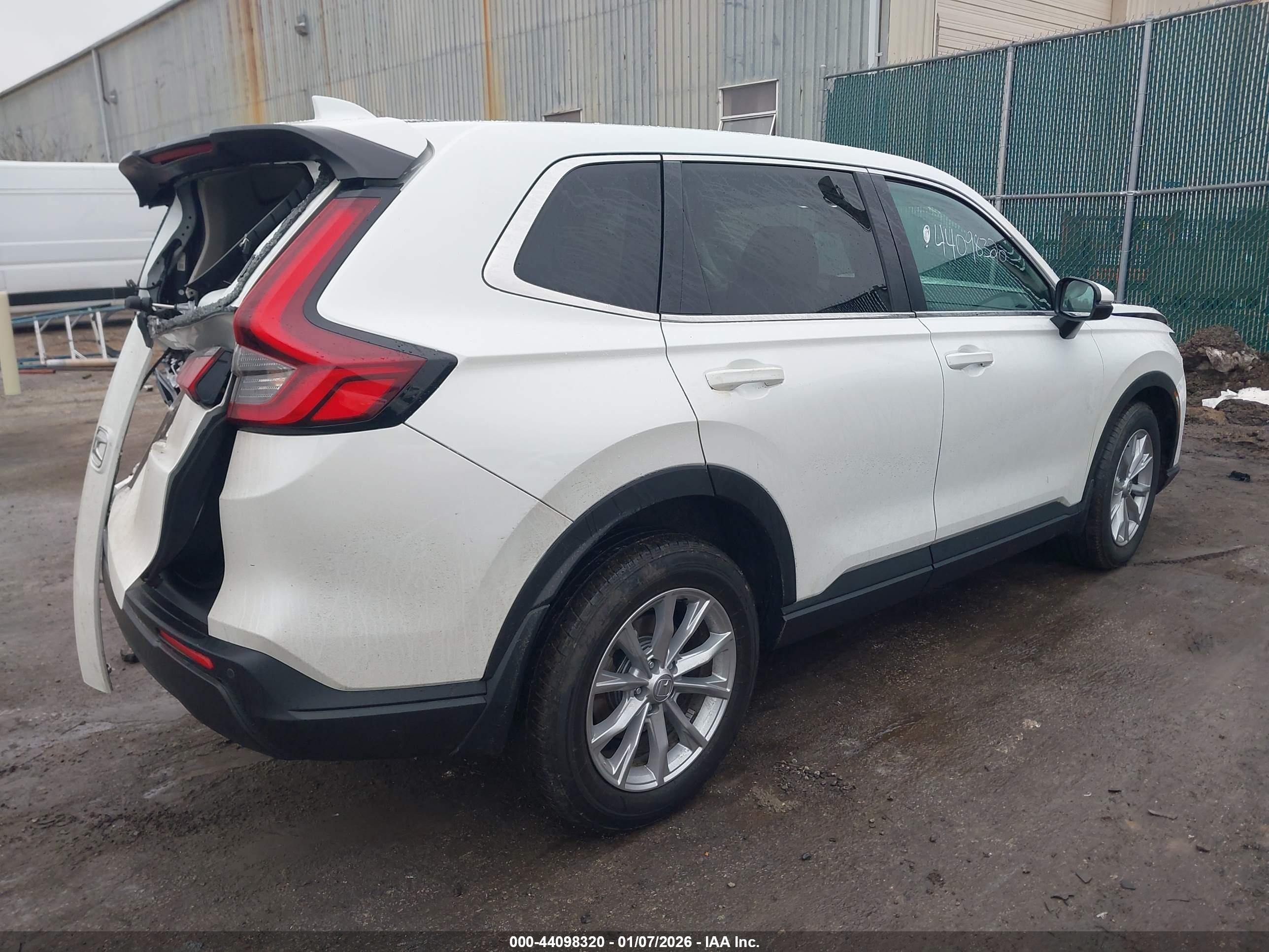 HONDA CR-V image 4