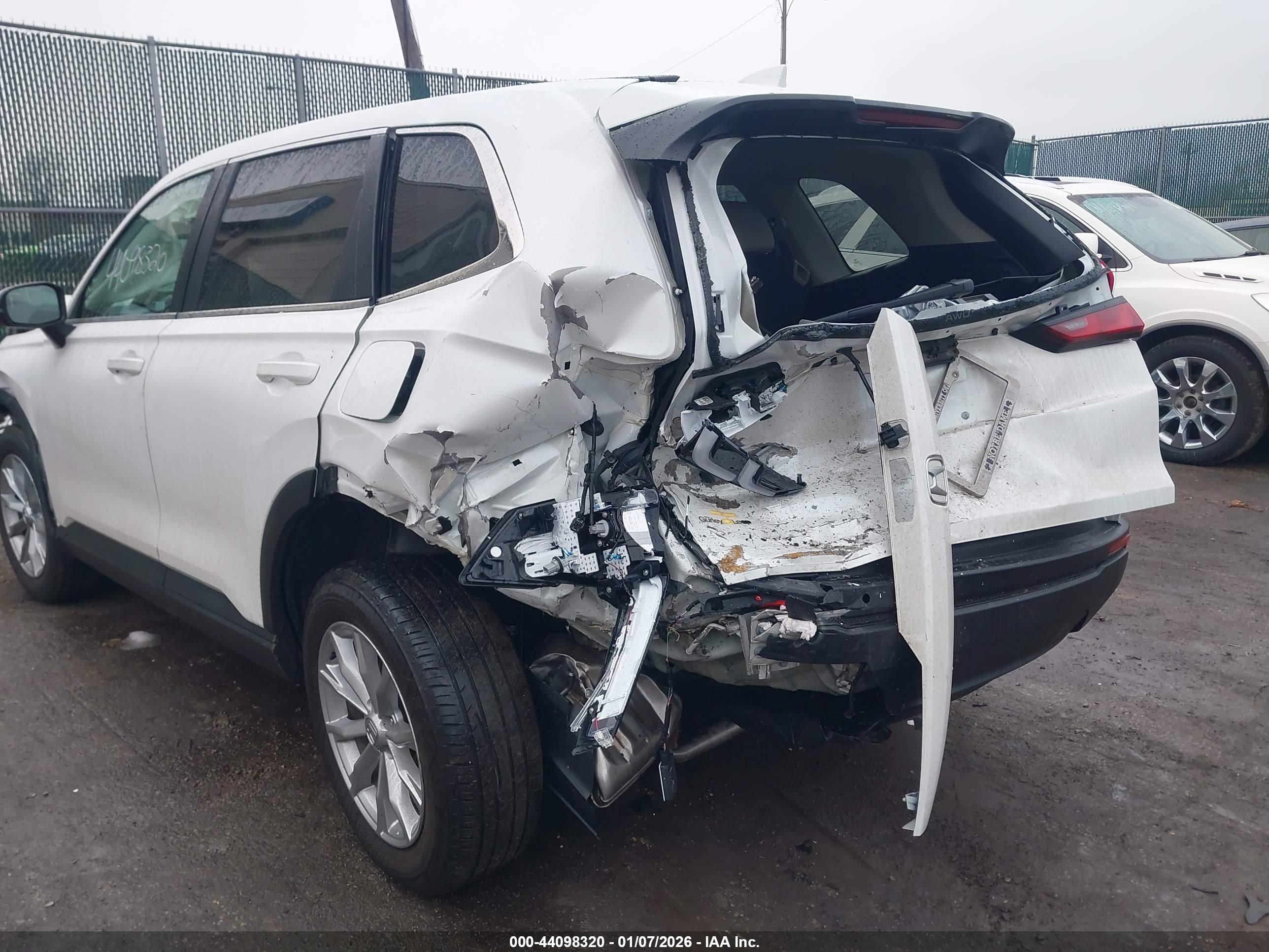 HONDA CR-V image 6