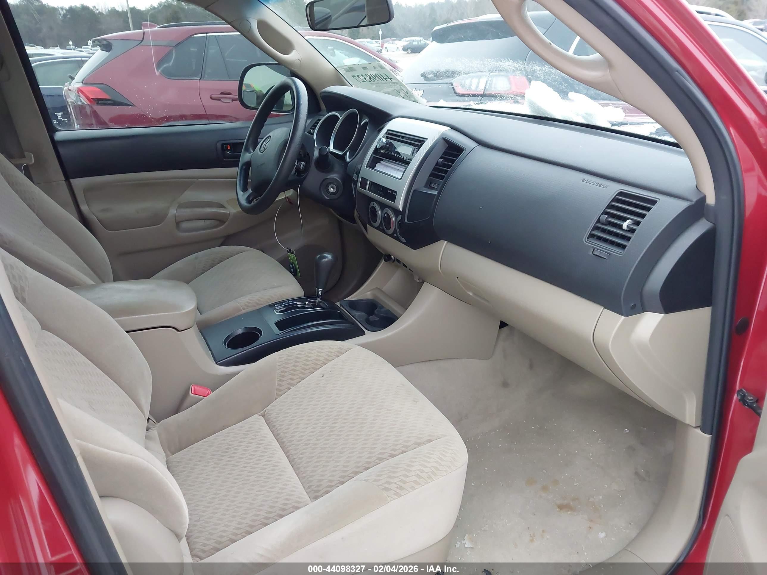 TOYOTA TACOMA image 5