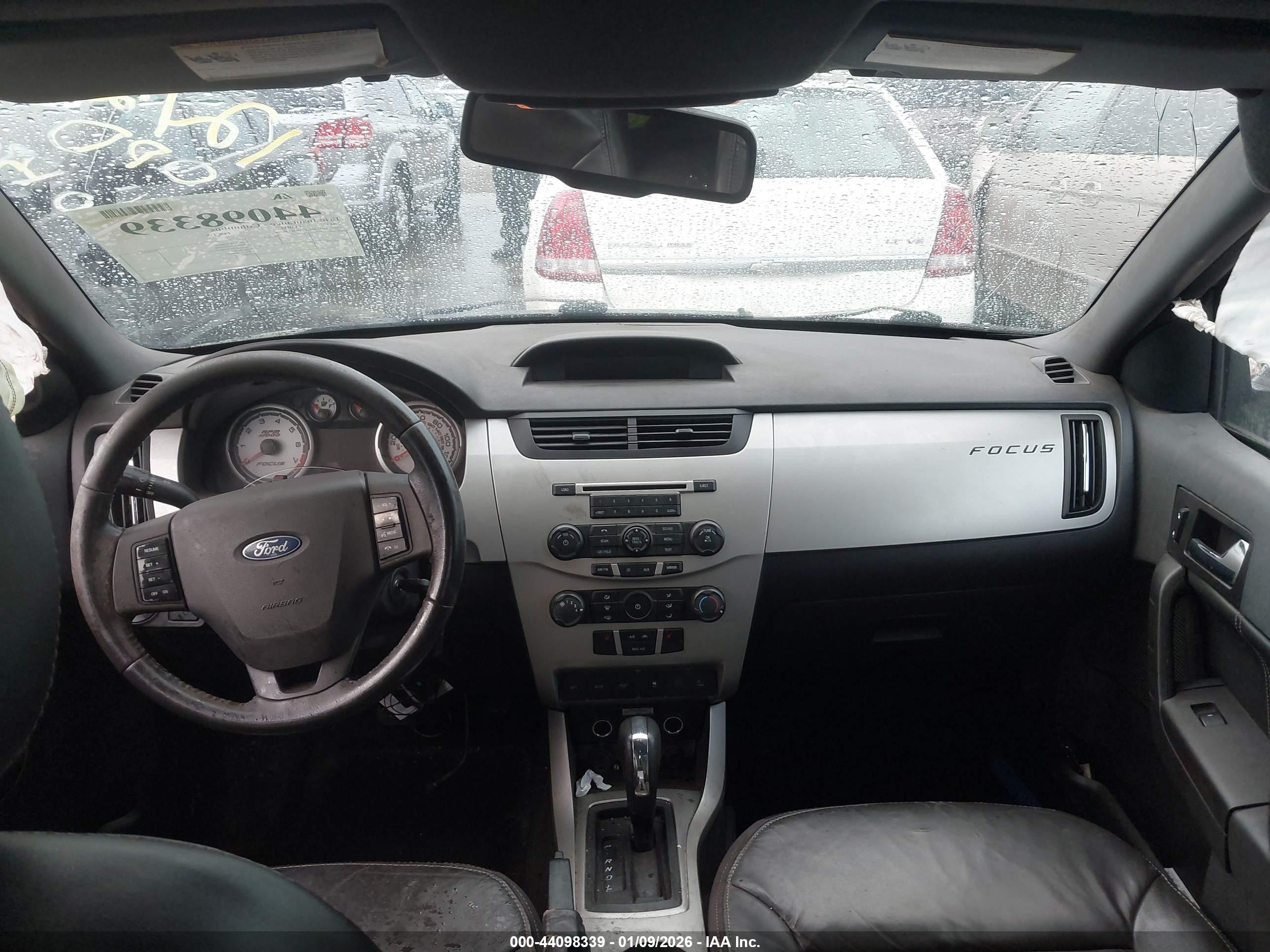 FORD FOCUS image 5