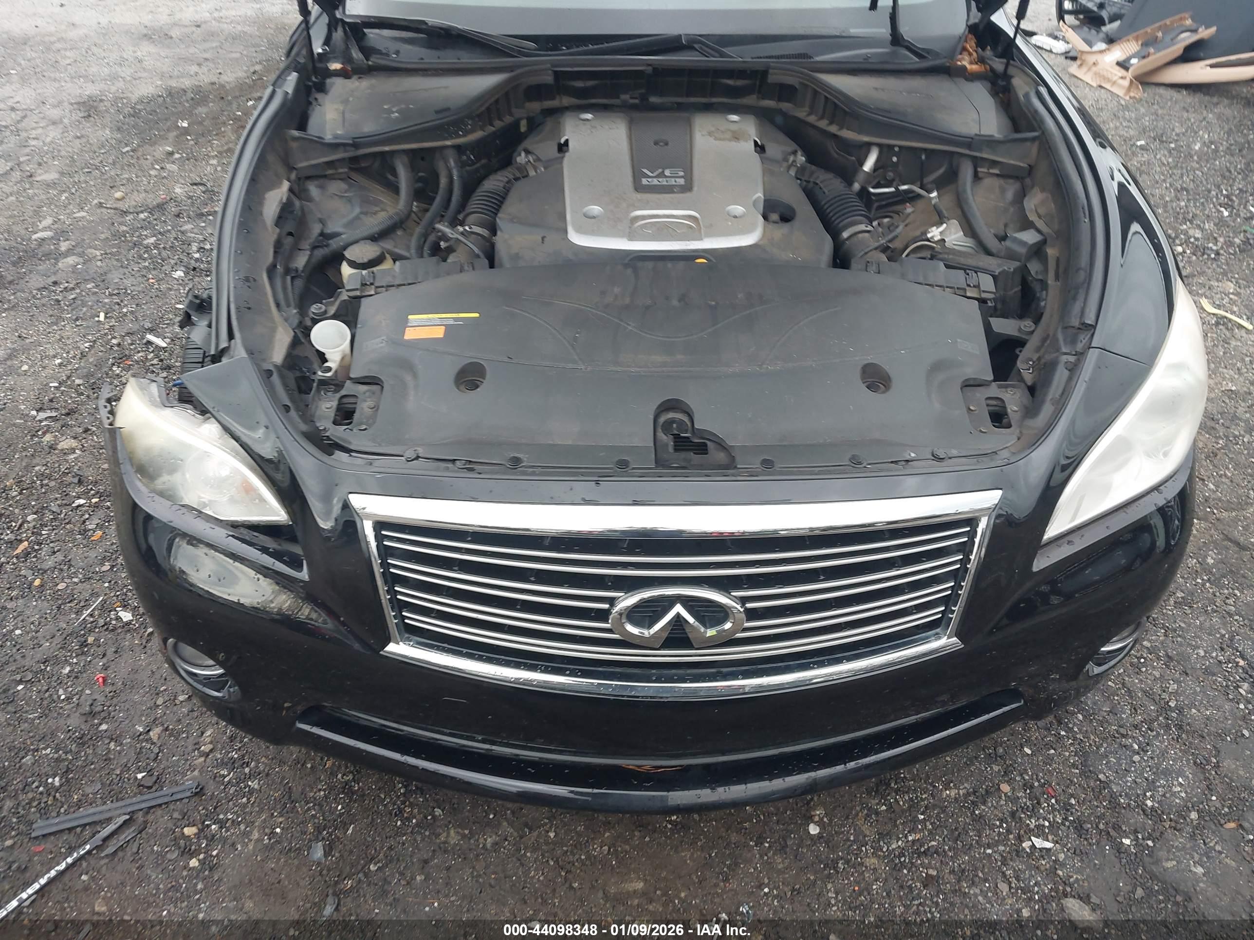 INFINITI M37X image 10