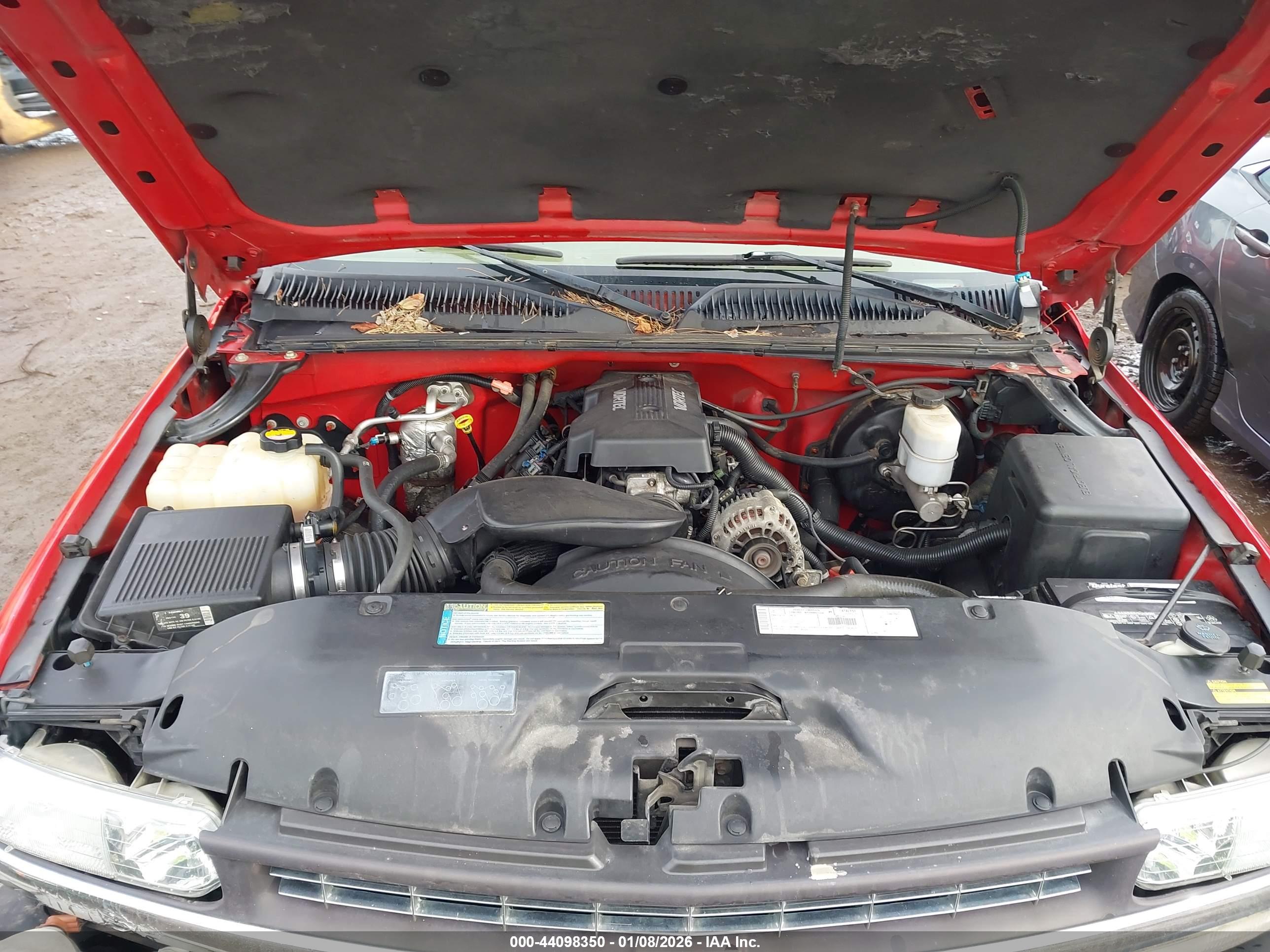 CHEVROLET SILVERADO image 10