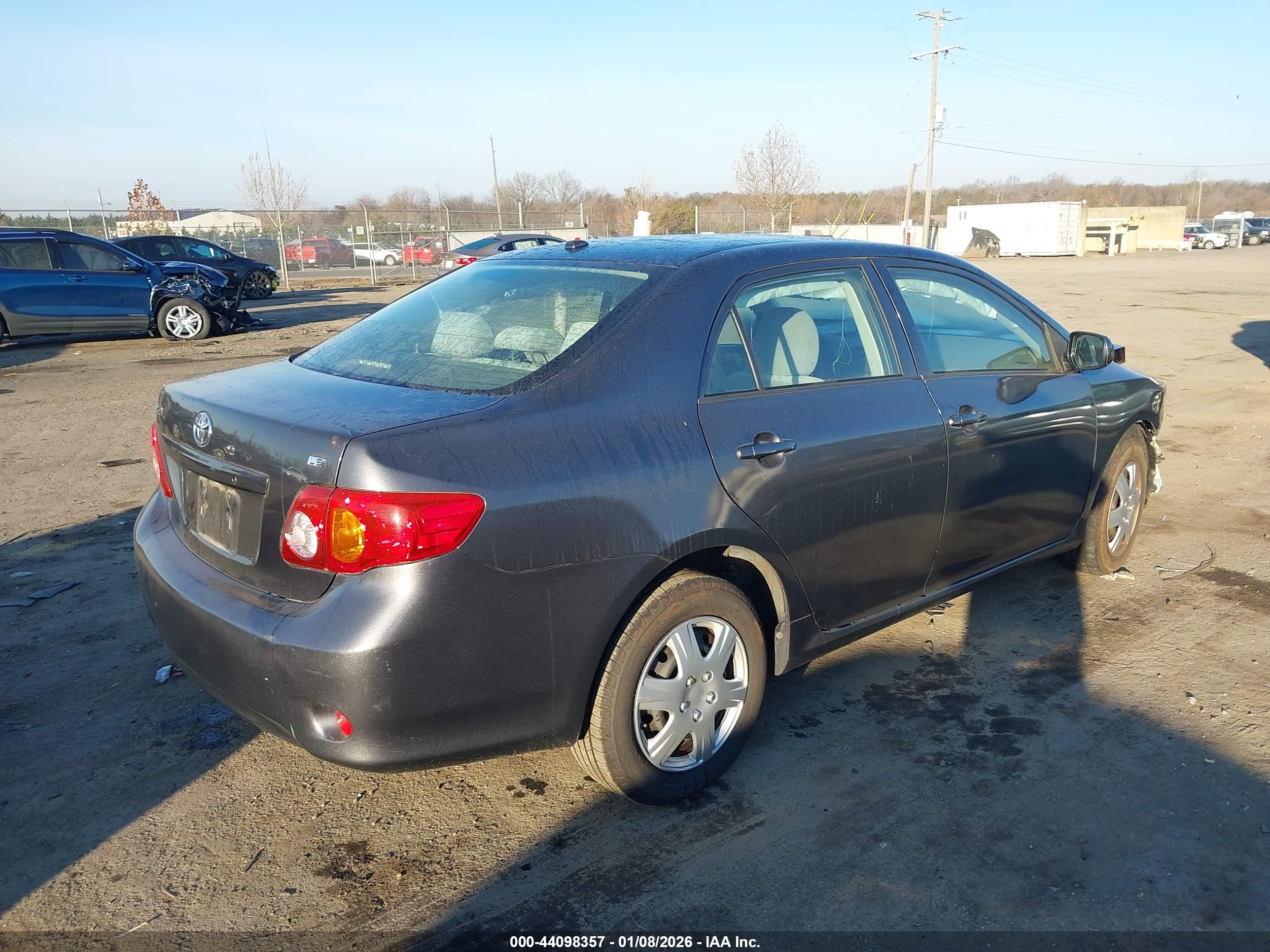 TOYOTA COROLLA image 4