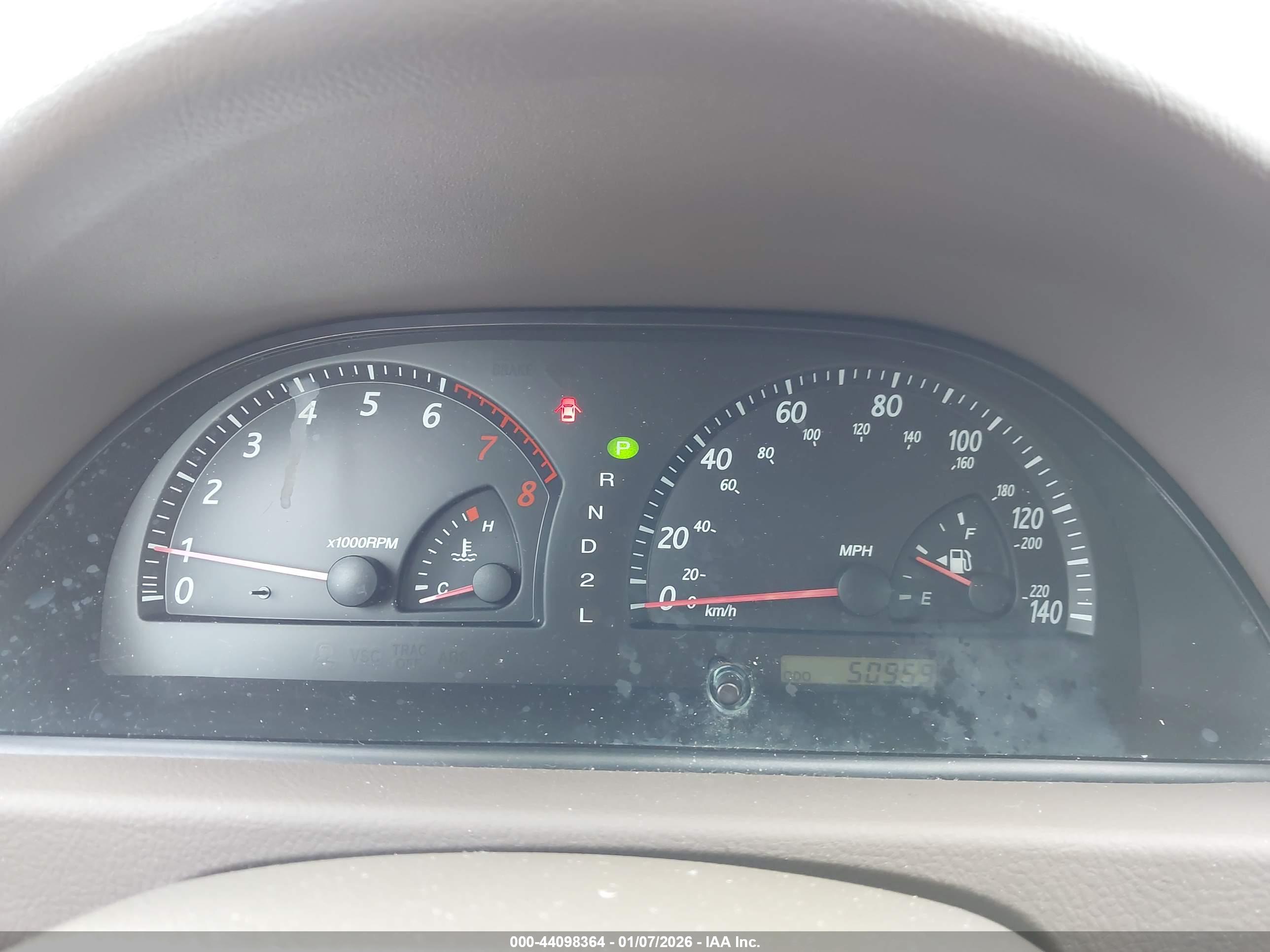 TOYOTA CAMRY image 7
