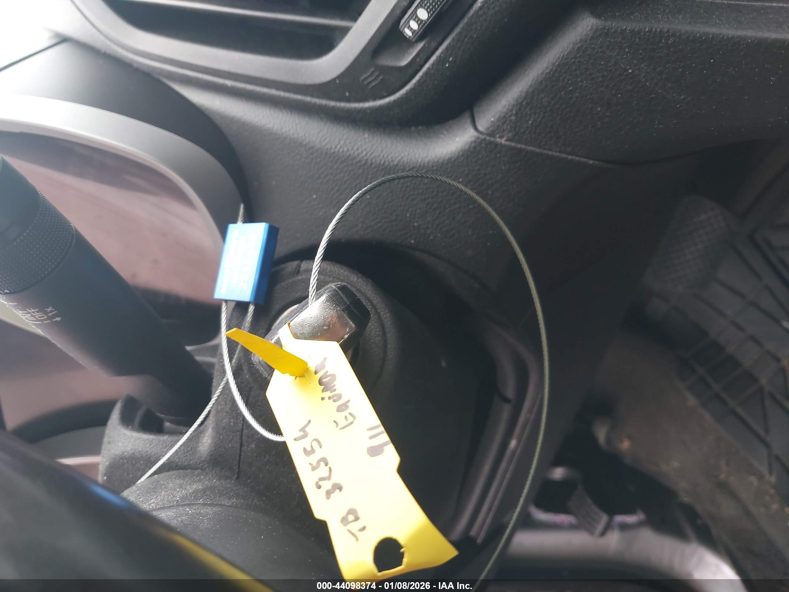 CHEVROLET EQUINOX image 11