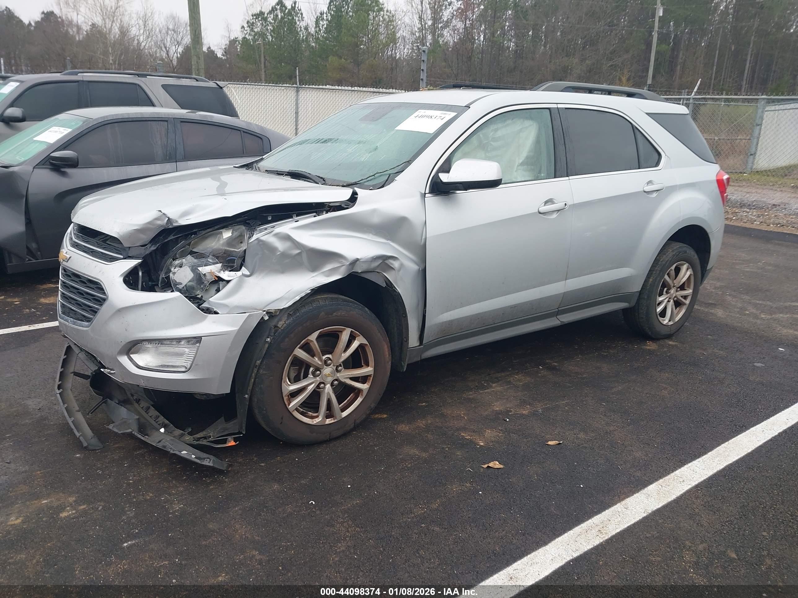CHEVROLET EQUINOX image 2