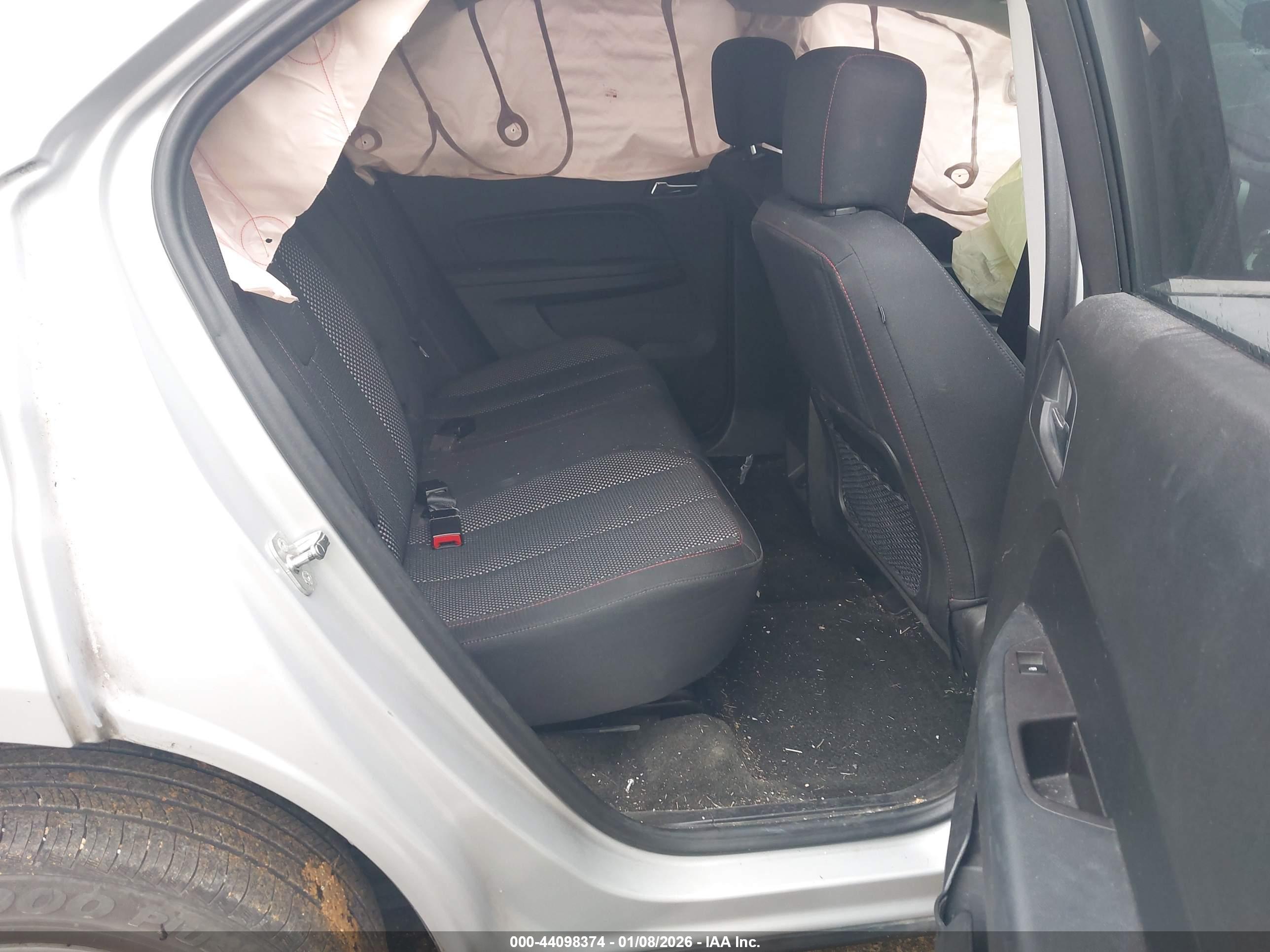CHEVROLET EQUINOX image 8
