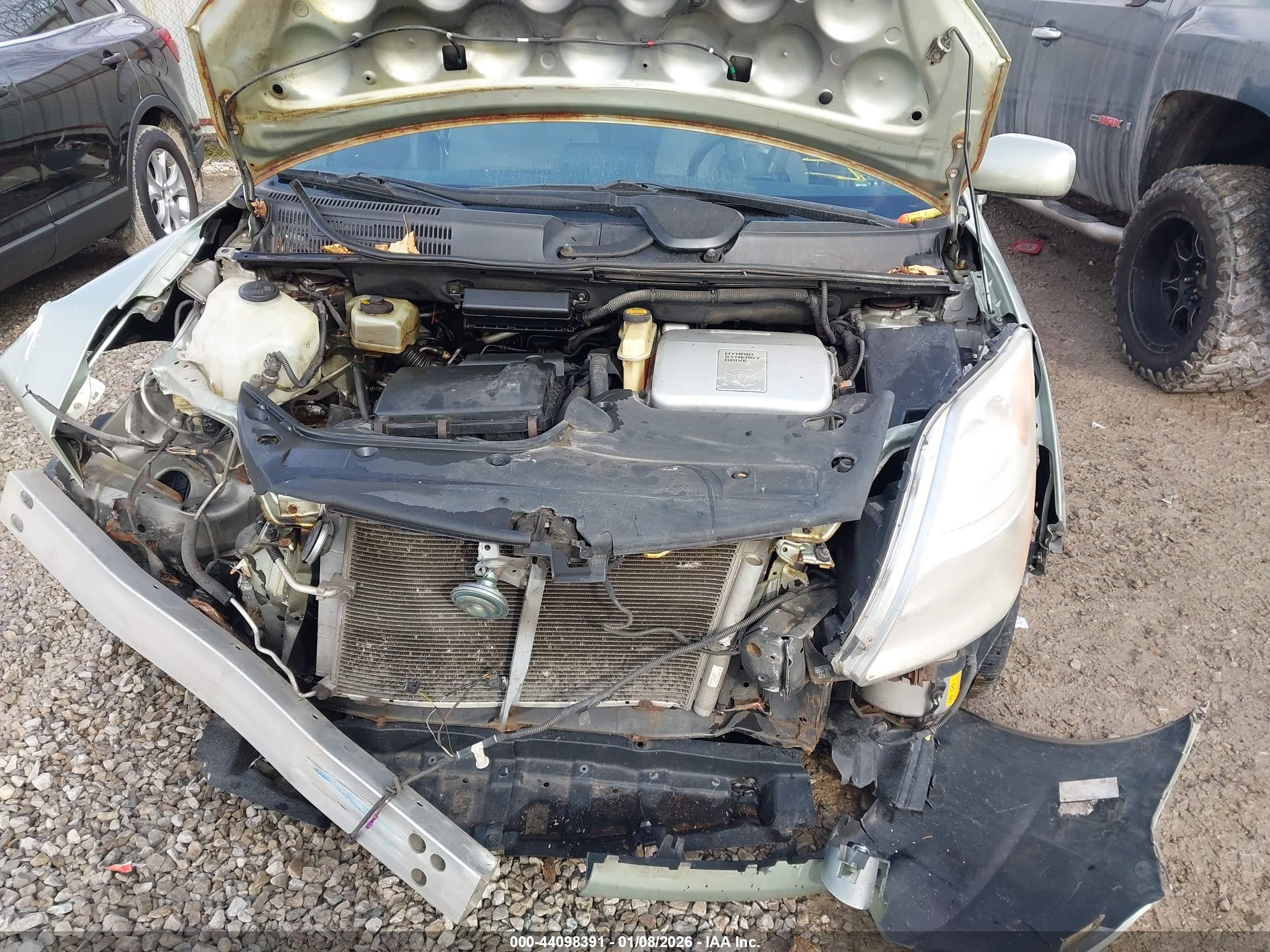 TOYOTA PRIUS image 10