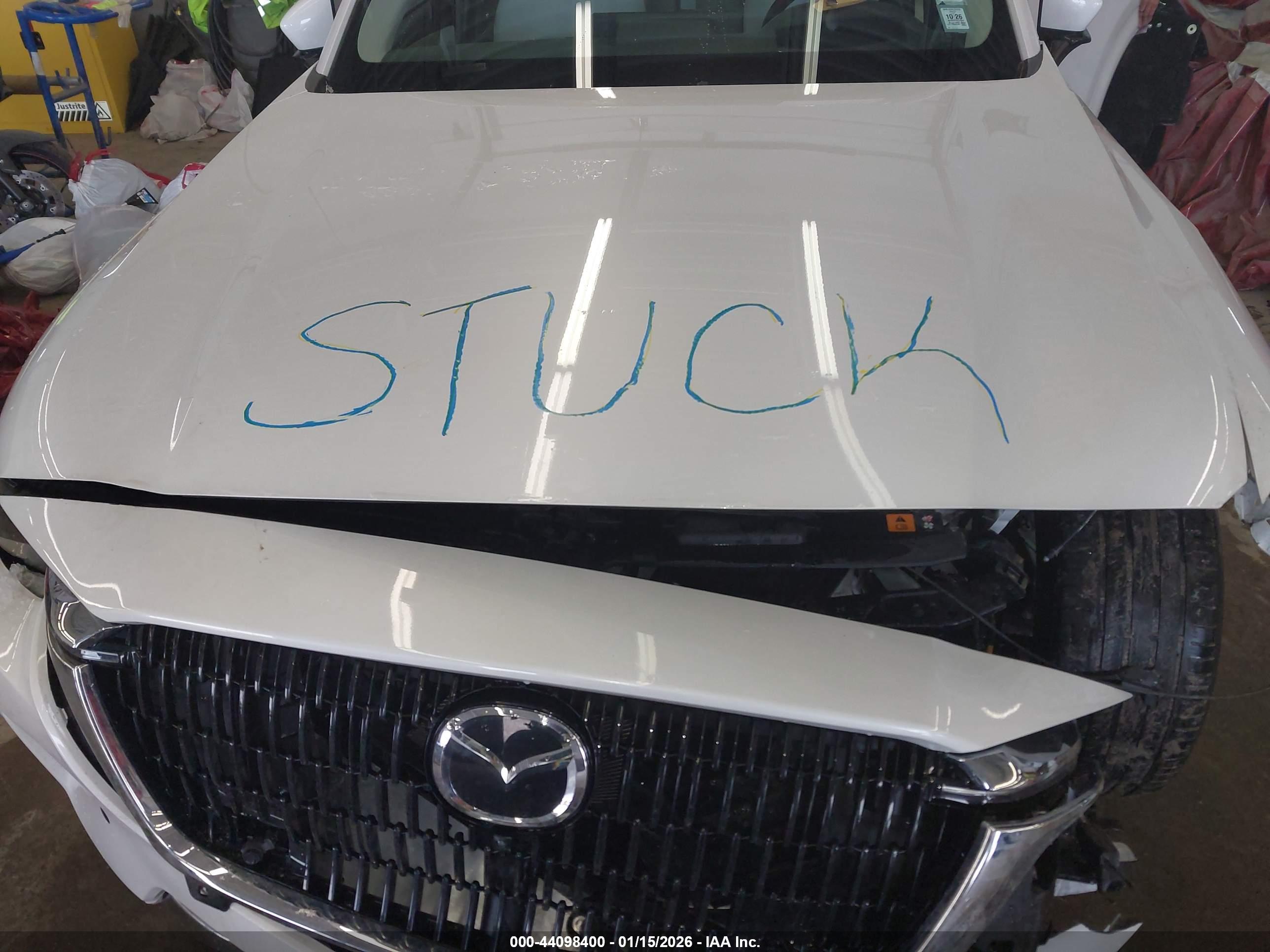 MAZDA CX-90 image 10