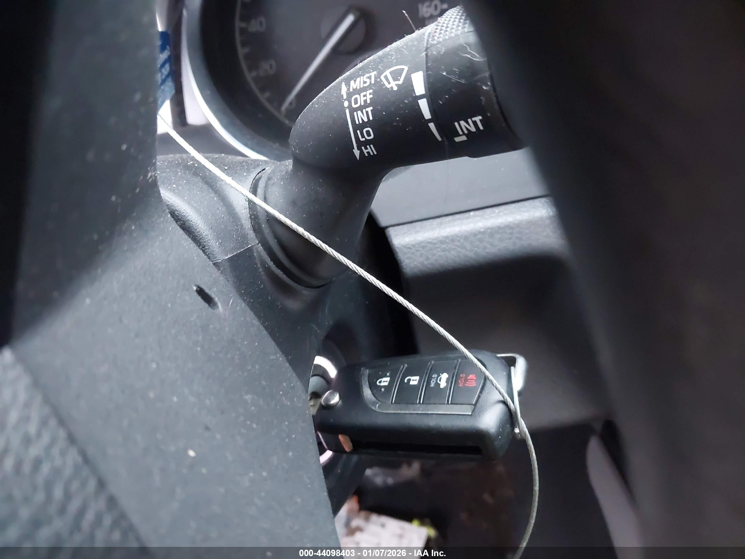 TOYOTA CAMRY image 11