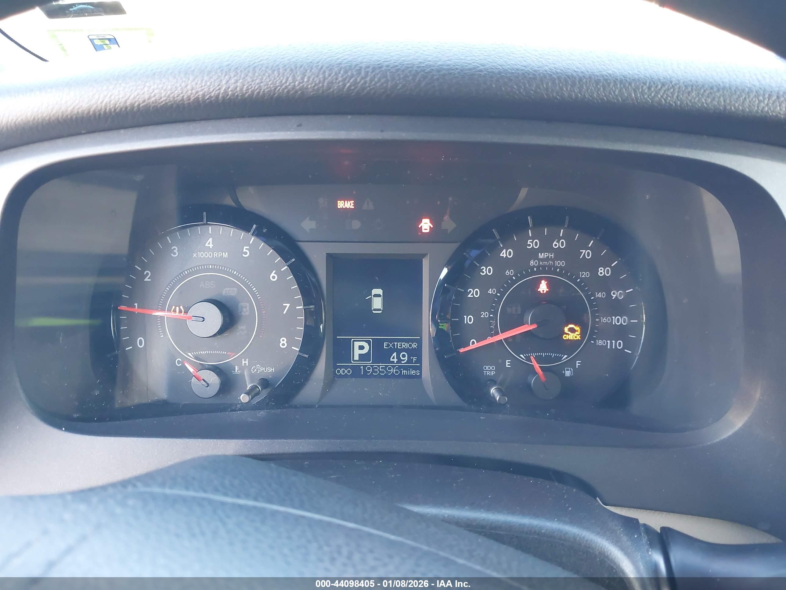 TOYOTA SIENNA image 7