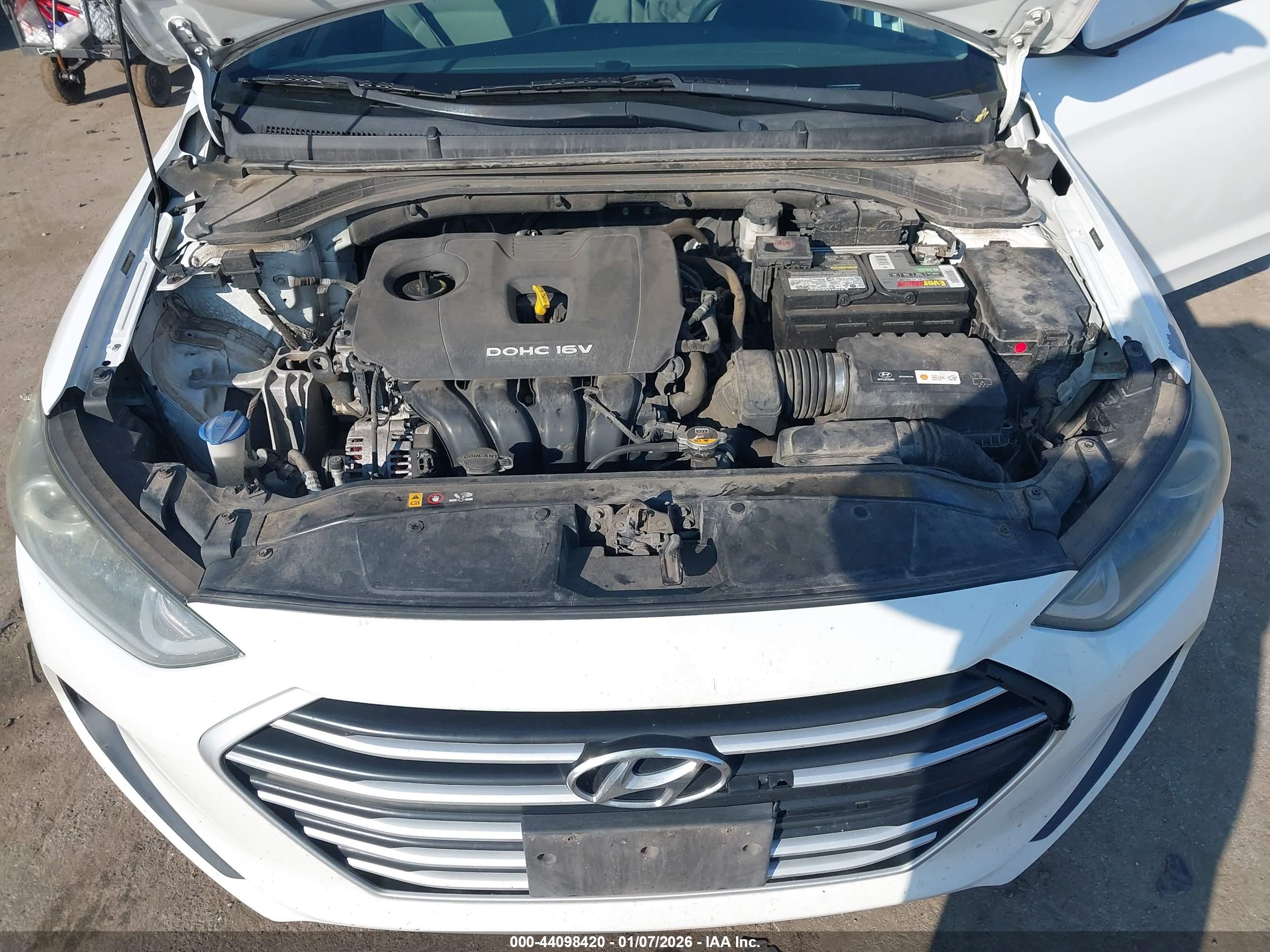 HYUNDAI ELANTRA image 10