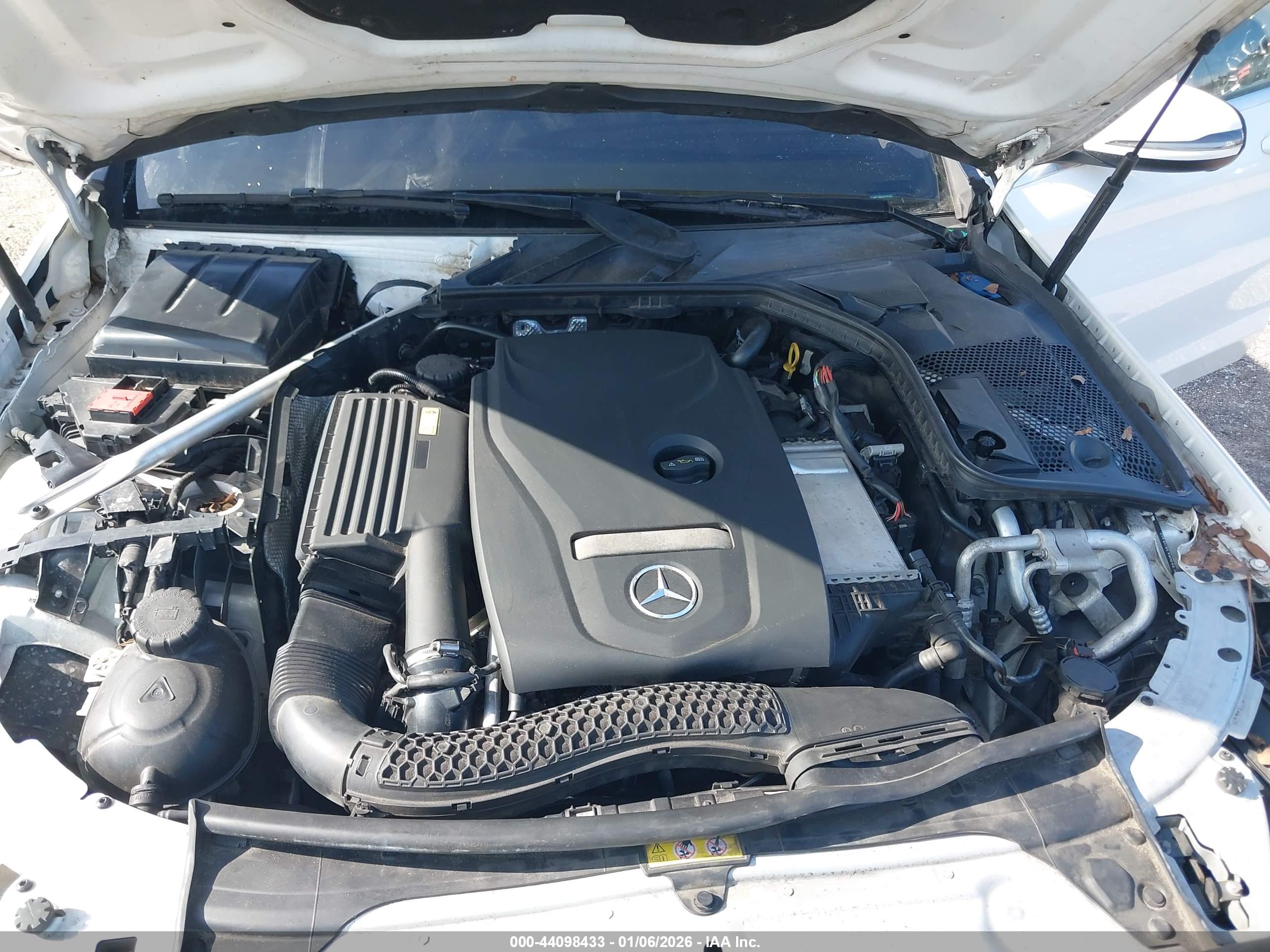 MERCEDES-BENZ C image 10