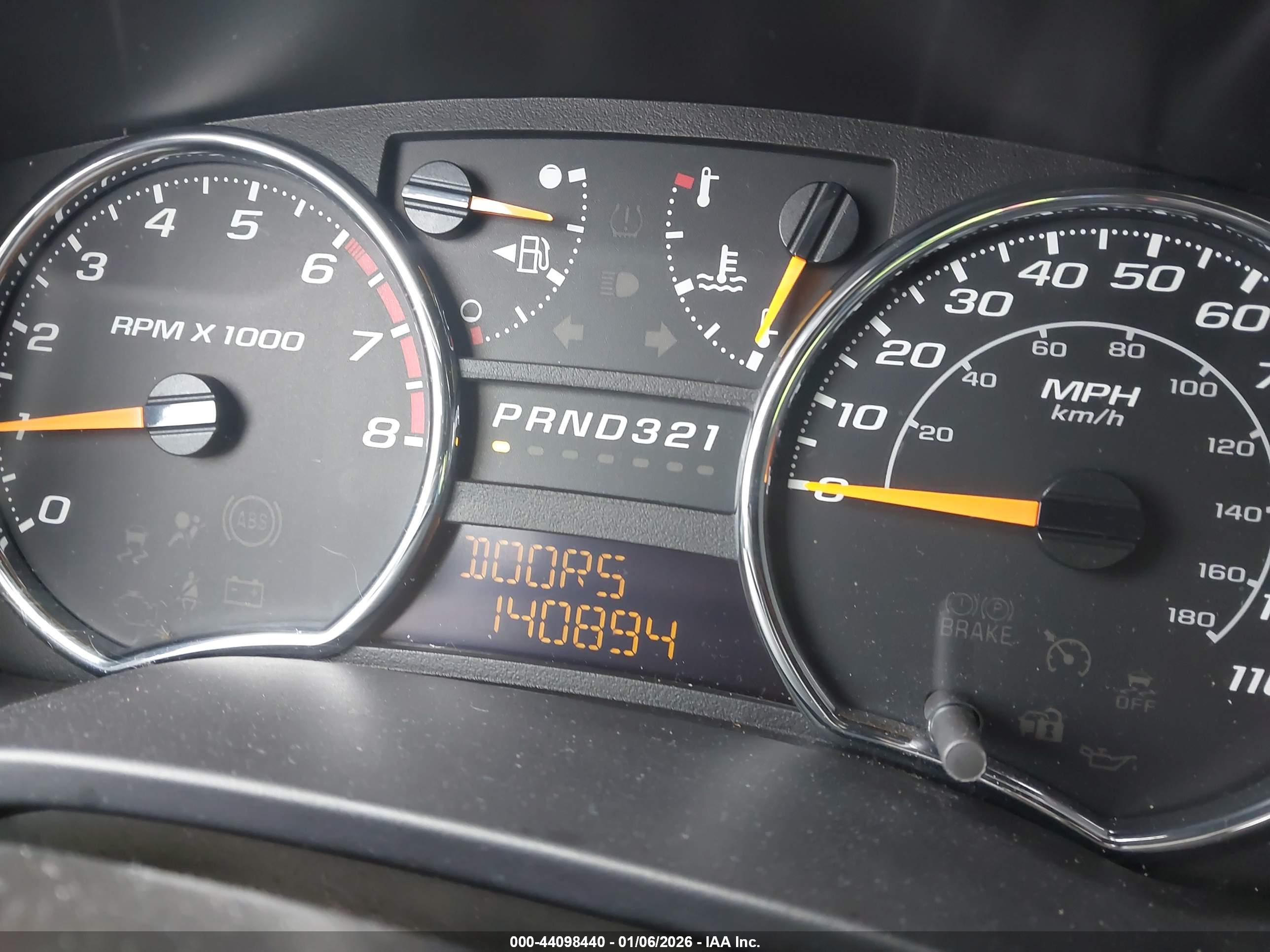CHEVROLET COLORADO image 7