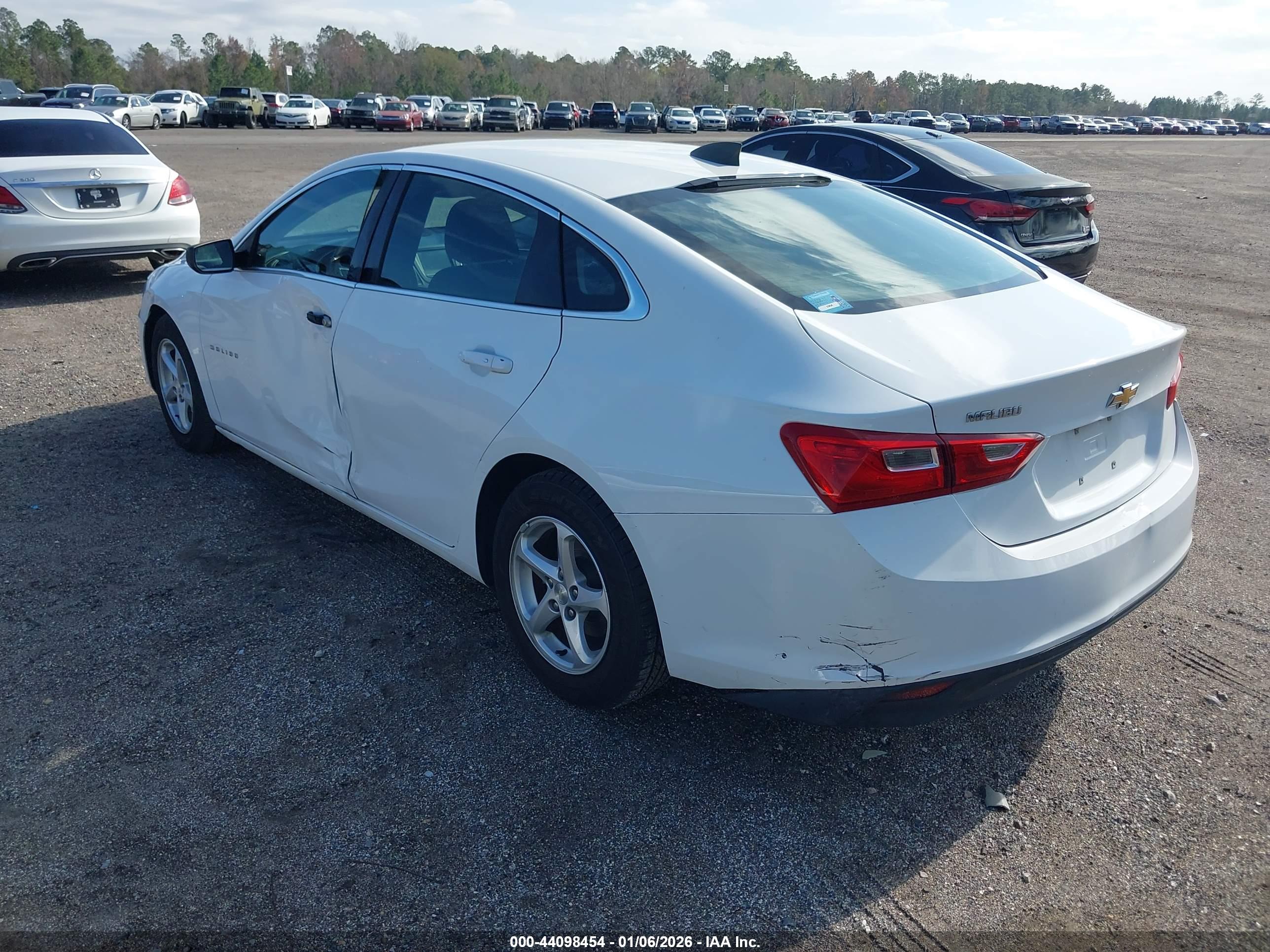 CHEVROLET MALIBU image 3