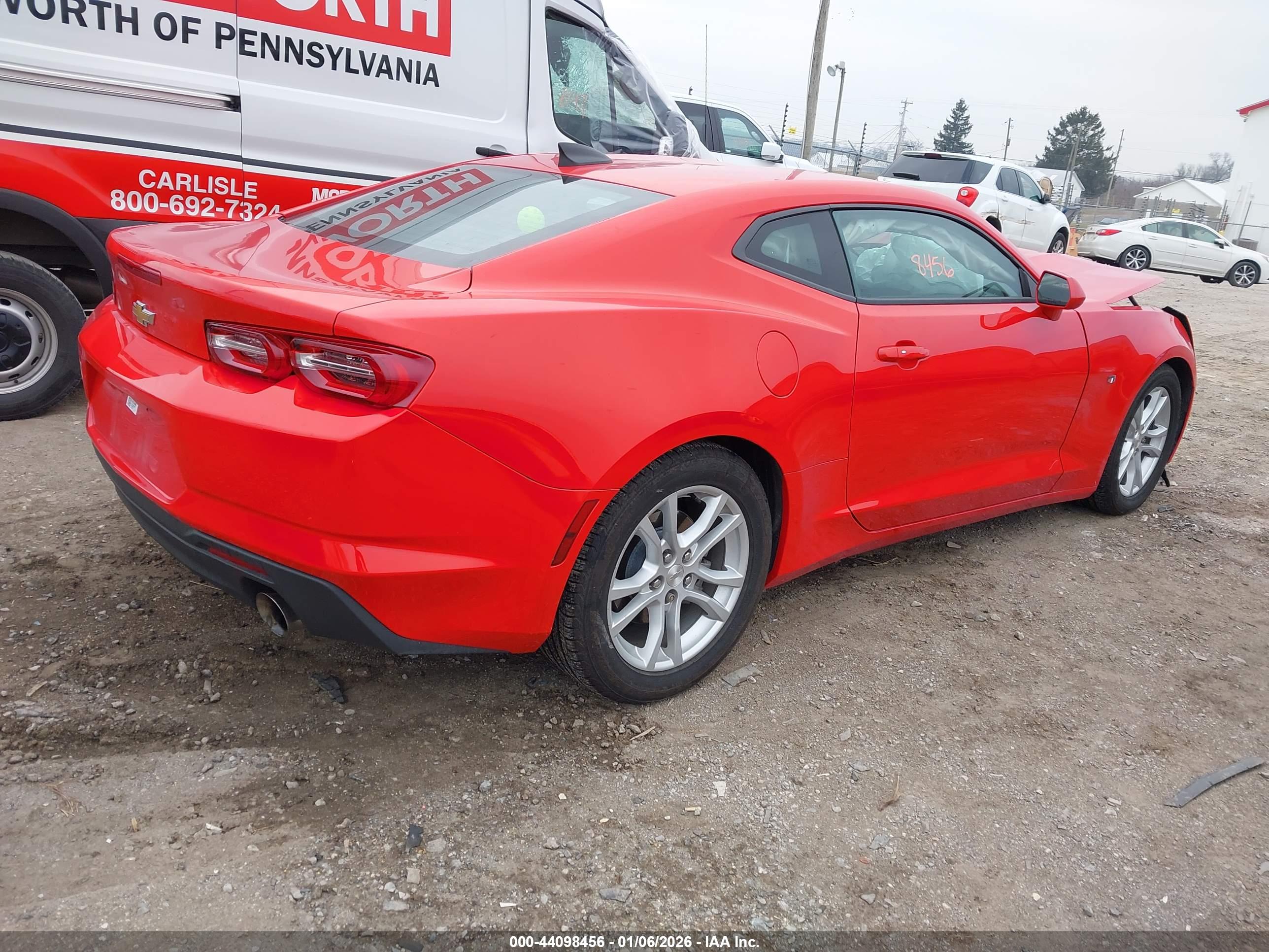 CHEVROLET CAMARO image 4