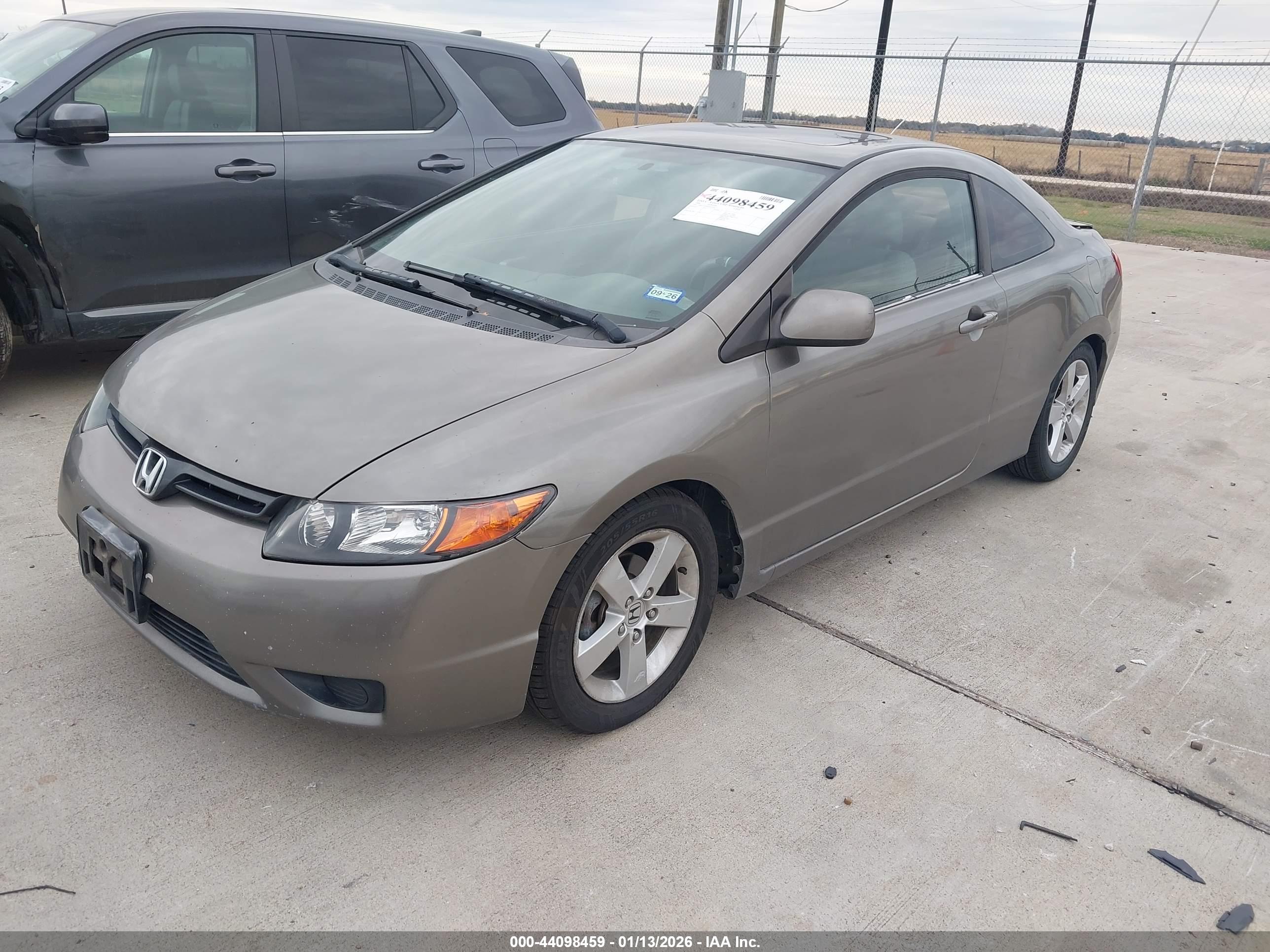 HONDA CIVIC image 2