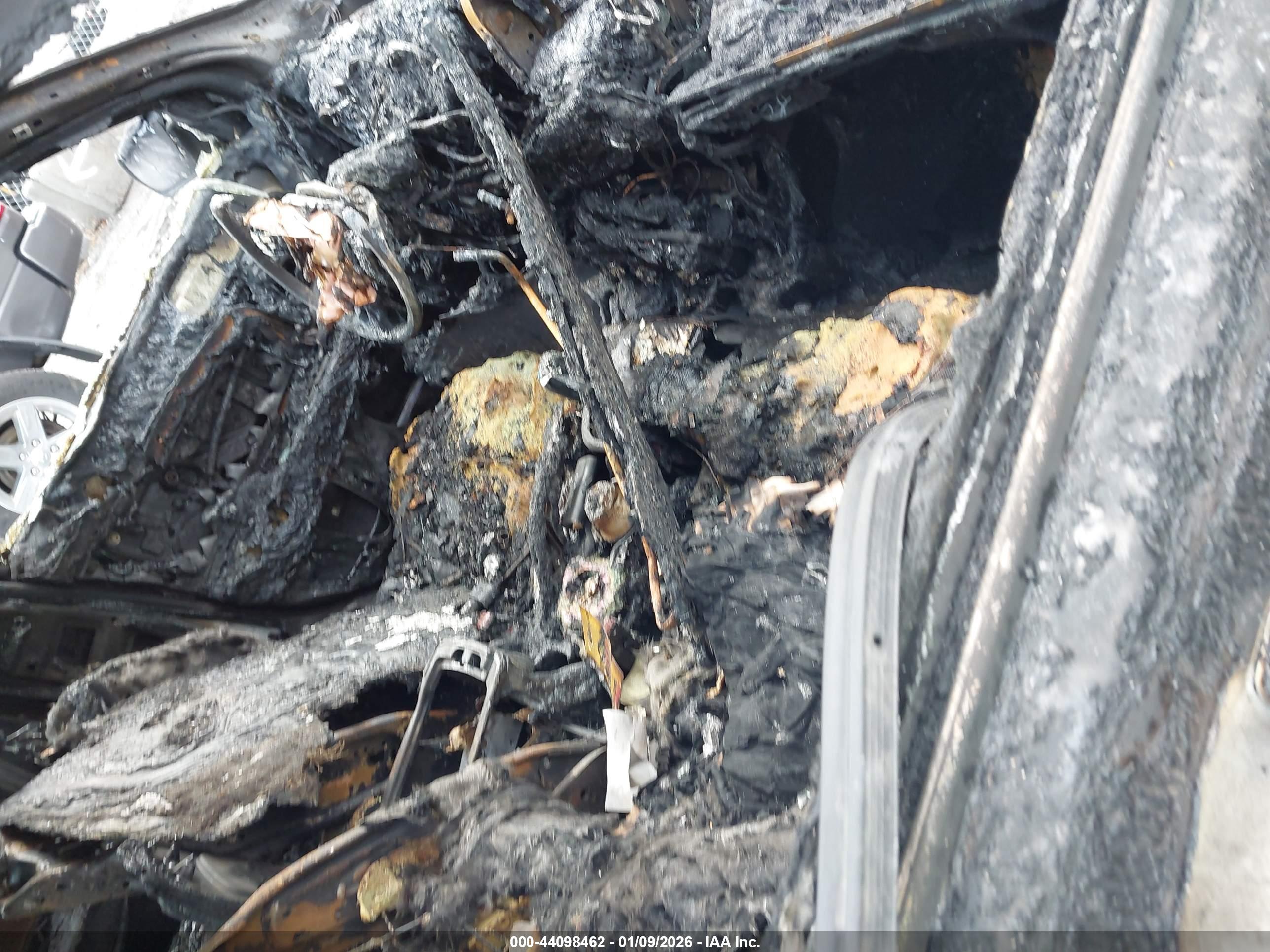 DODGE AVENGER image 8