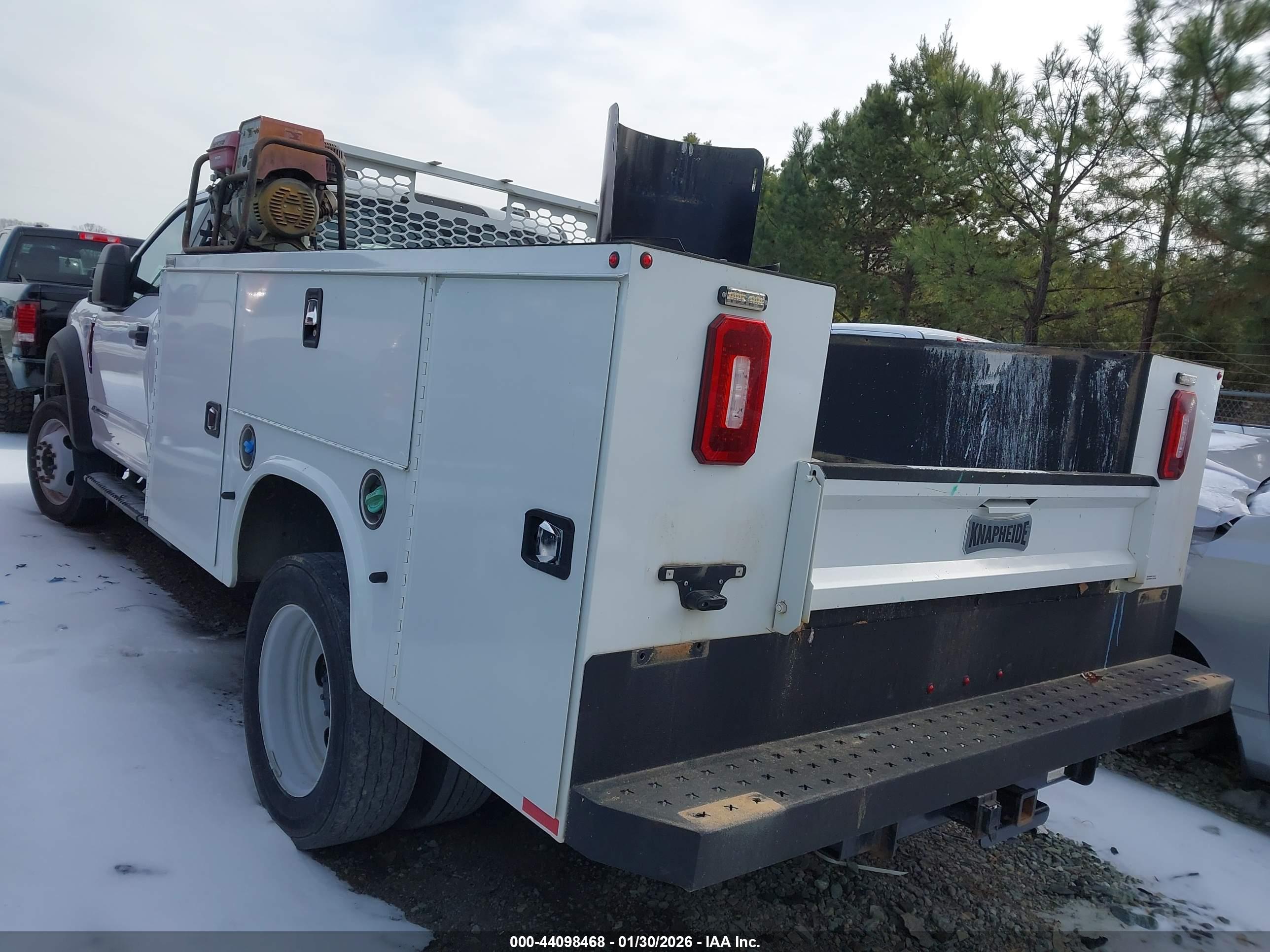 FORD F-450 image 3
