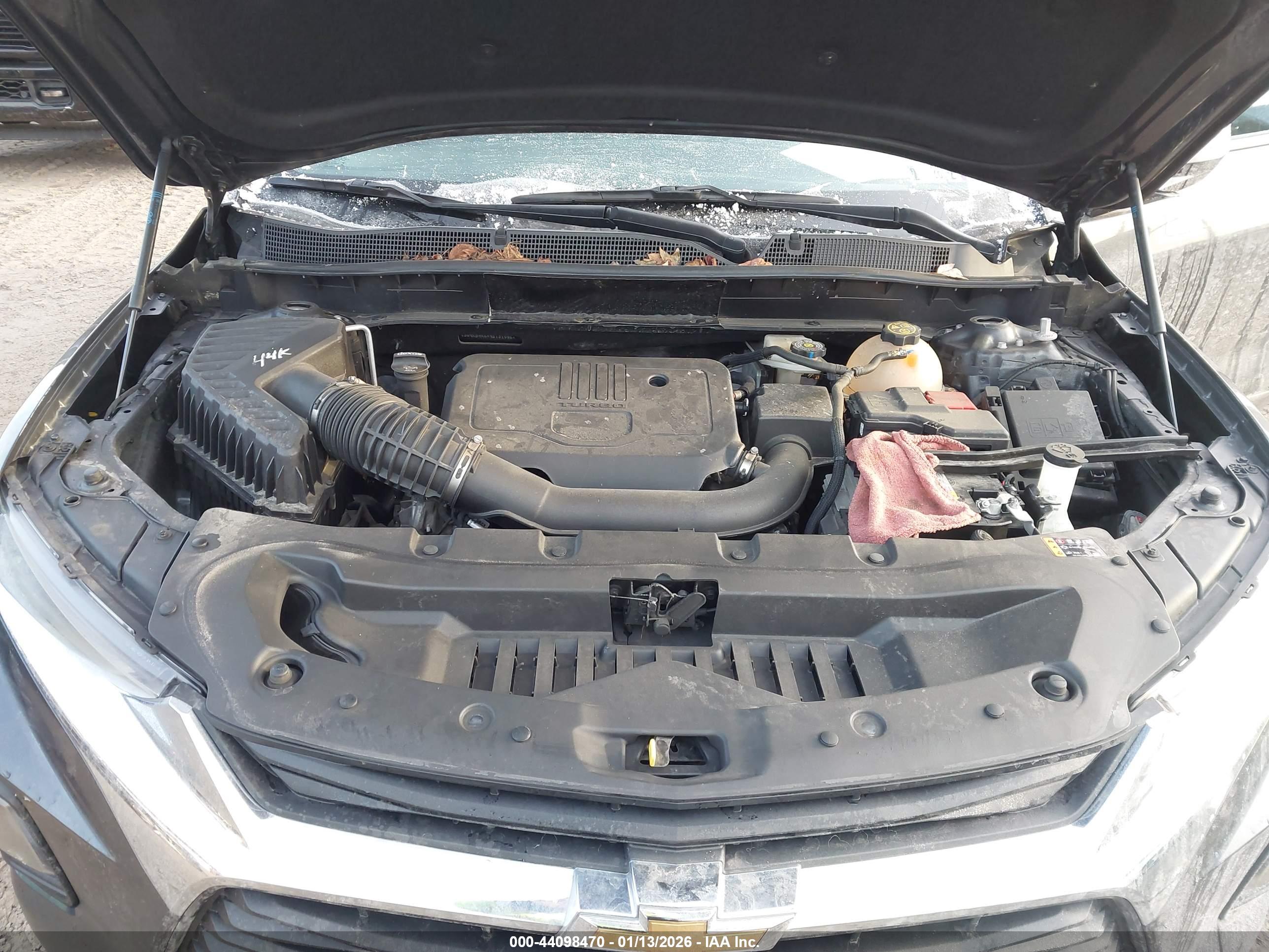 CHEVROLET BLAZER image 10