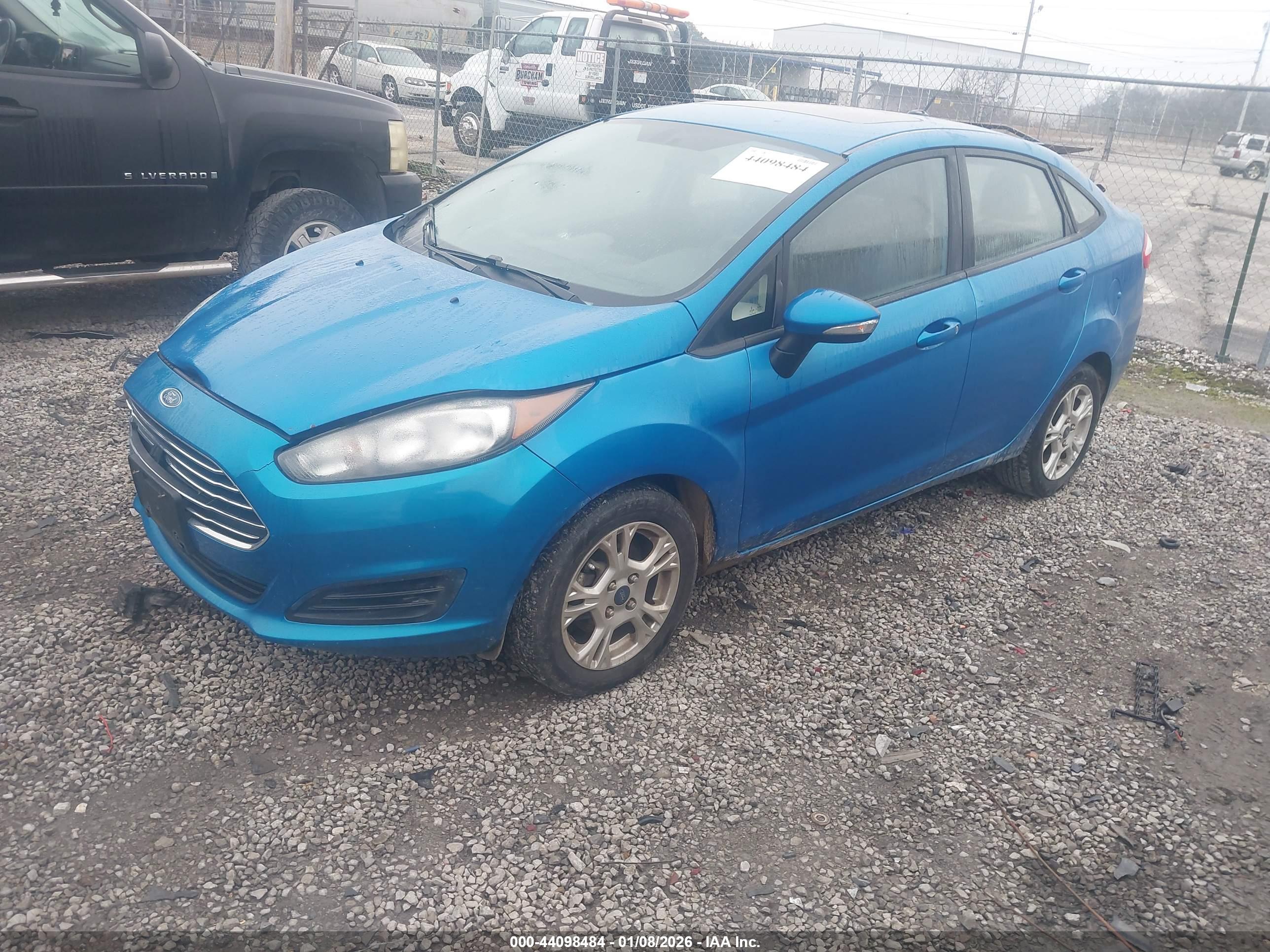 FORD FIESTA image 2
