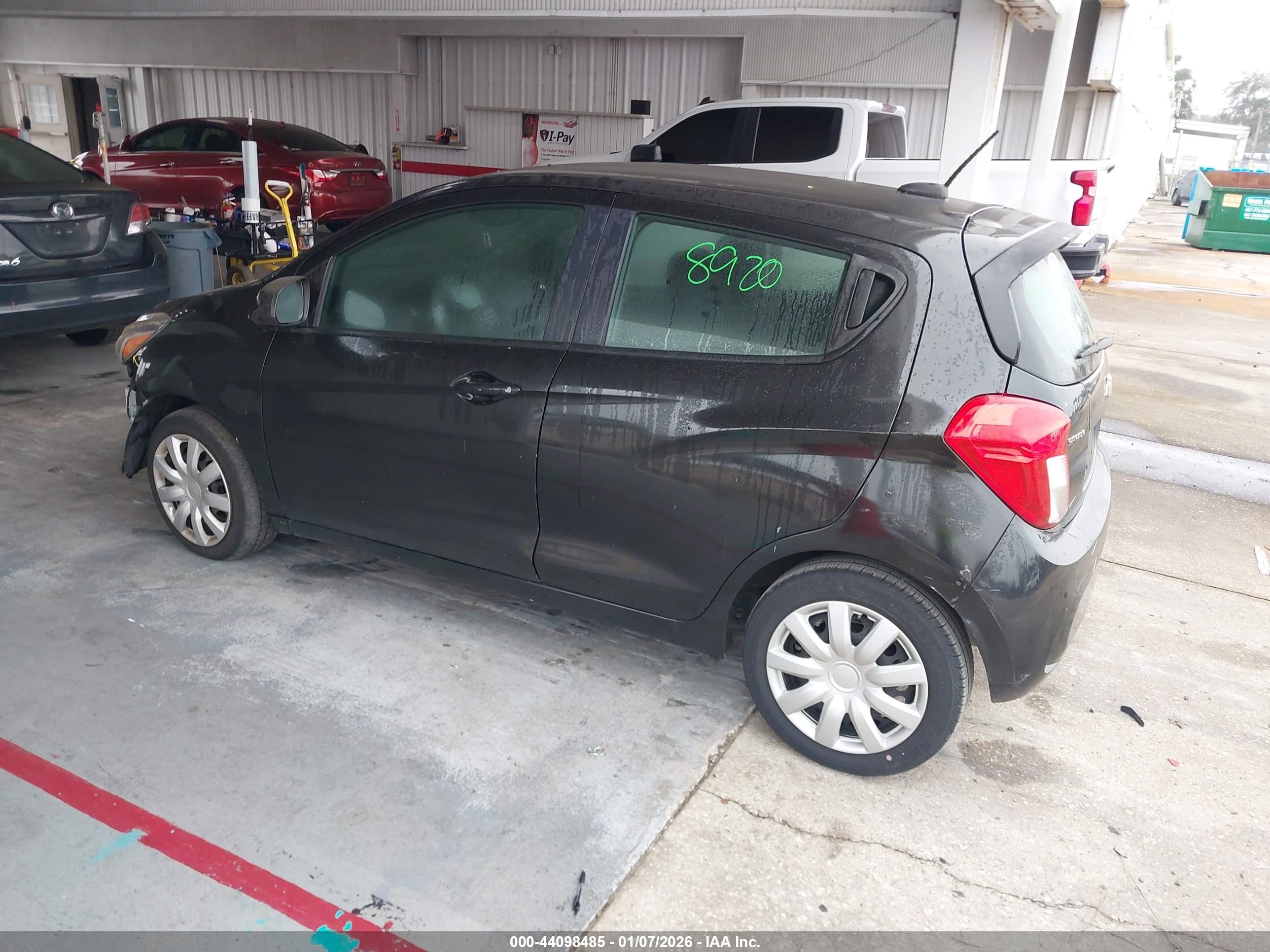 CHEVROLET SPARK image 3