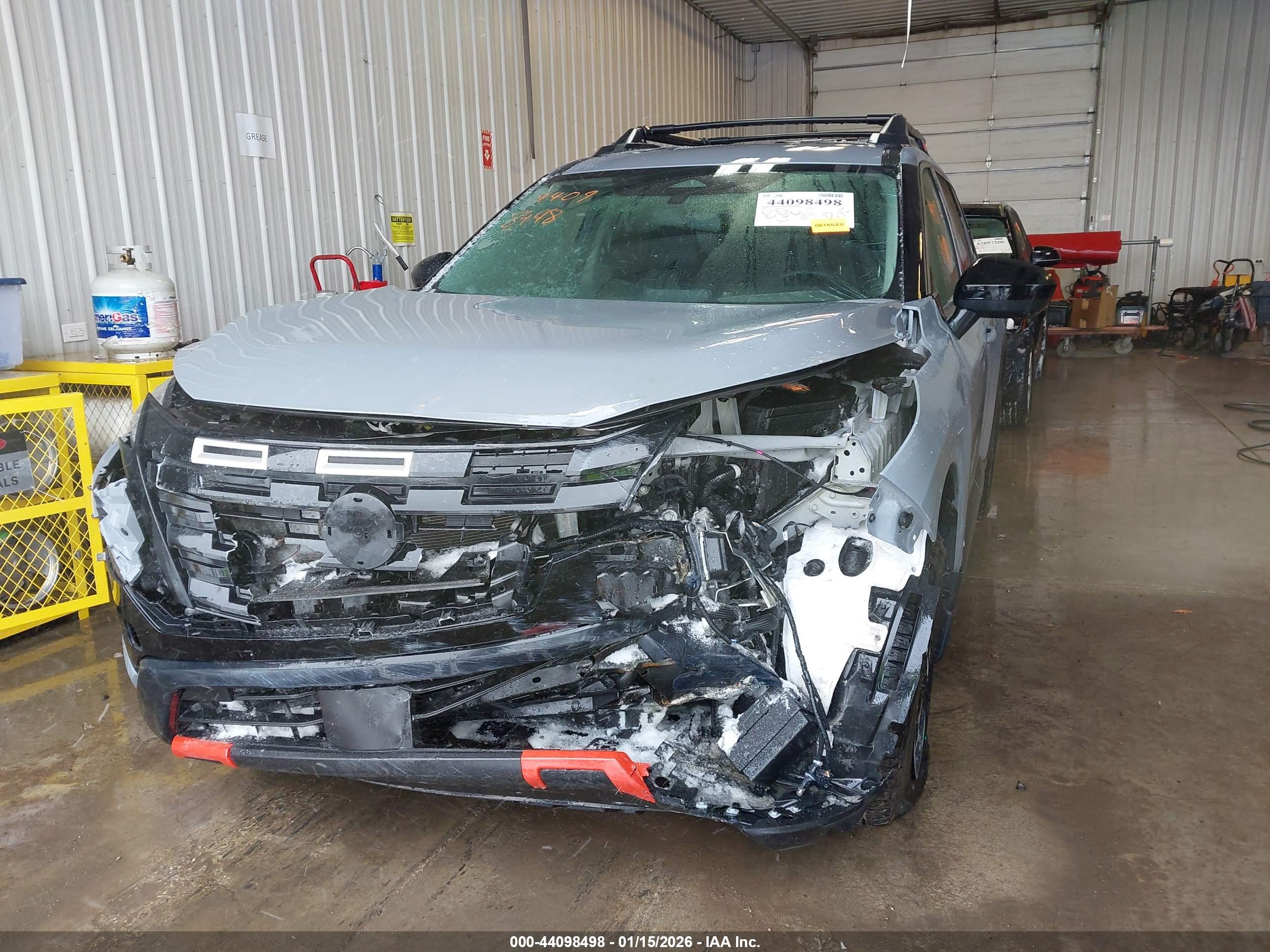 NISSAN ROGUE image 2