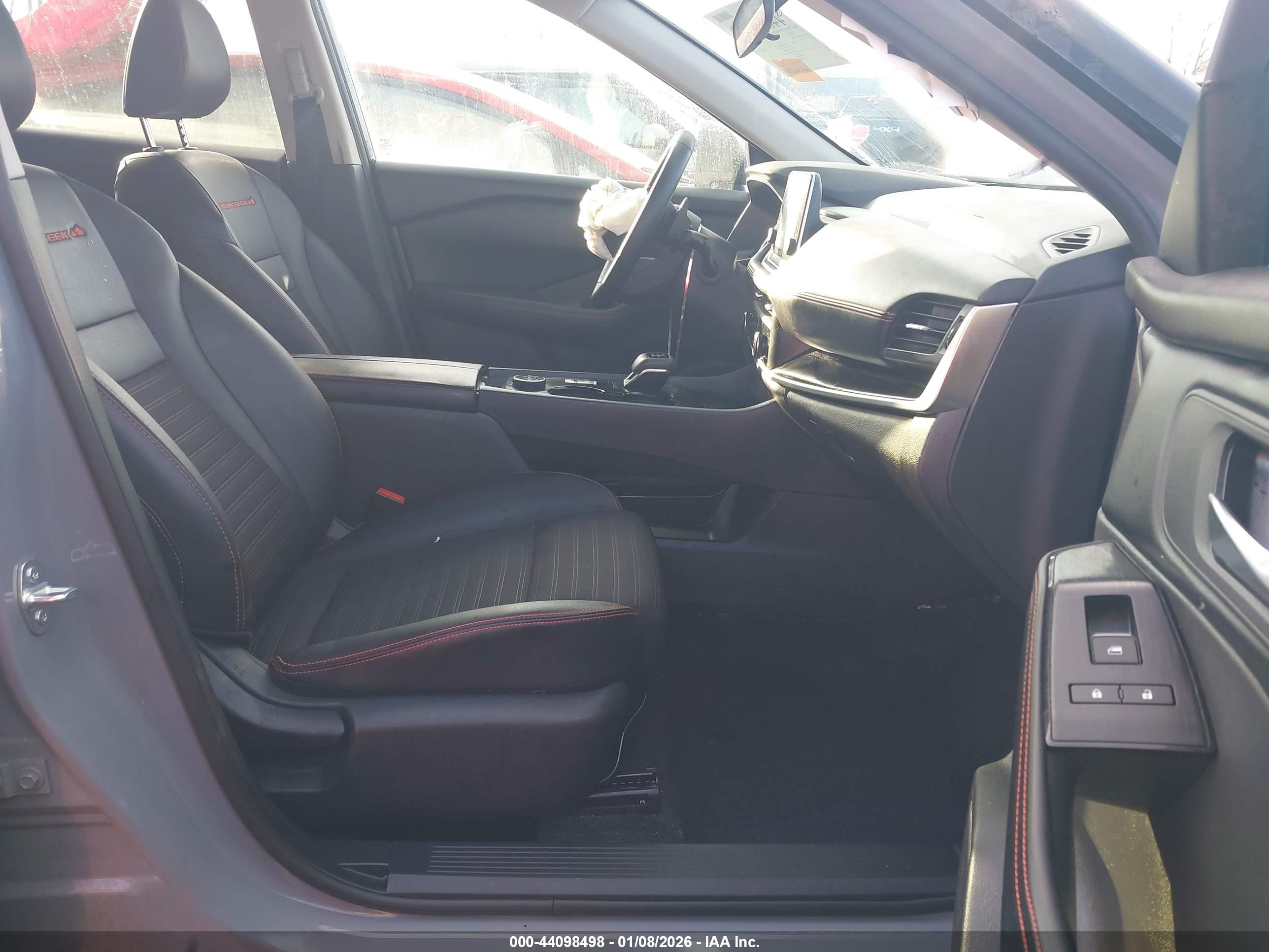 NISSAN ROGUE image 5